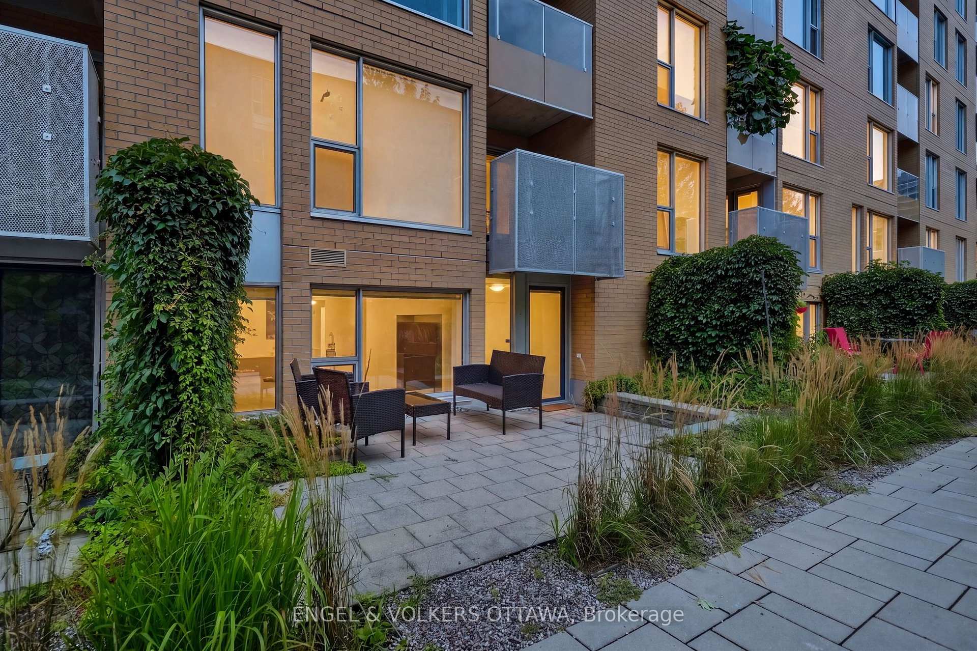 Photo 2 of Unit 109, 250 Lett Street, Ottawa, West Centre Town — HOMEH