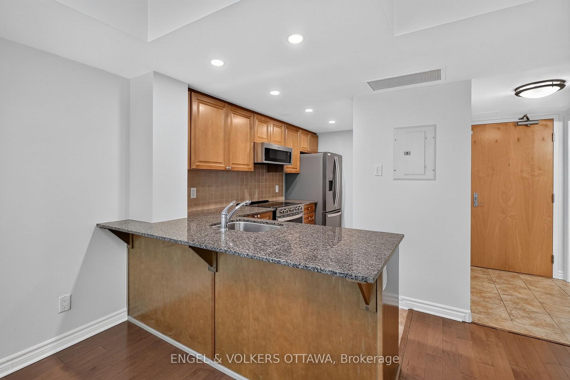 Photo 7 of Unit 109, 250 Lett Street, Ottawa, West Centre Town — HOMEH