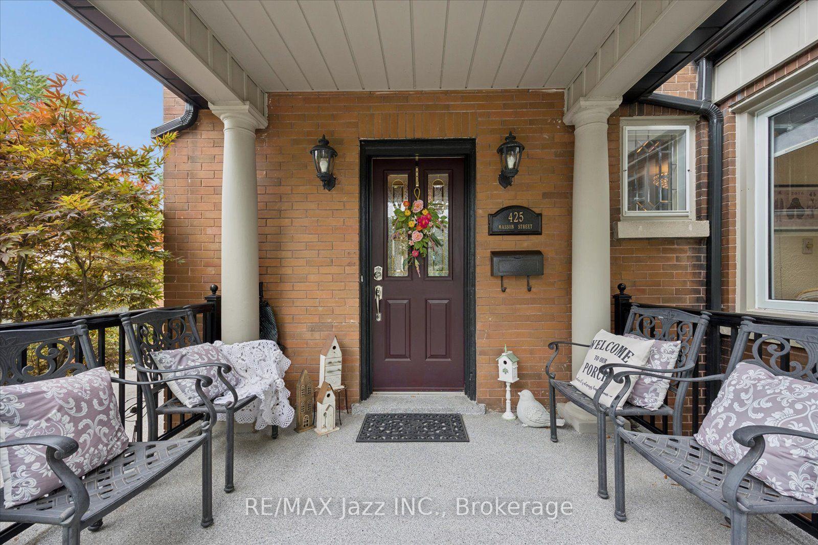 Photo 4 of 425 Masson Street, Oshawa, O'Neill — HOMEH
