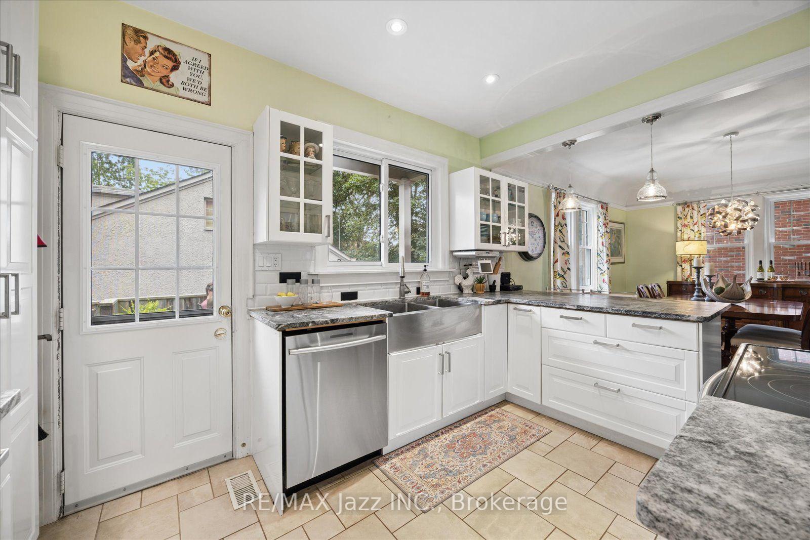 Photo 22 of 425 Masson Street, Oshawa, O'Neill — HOMEH