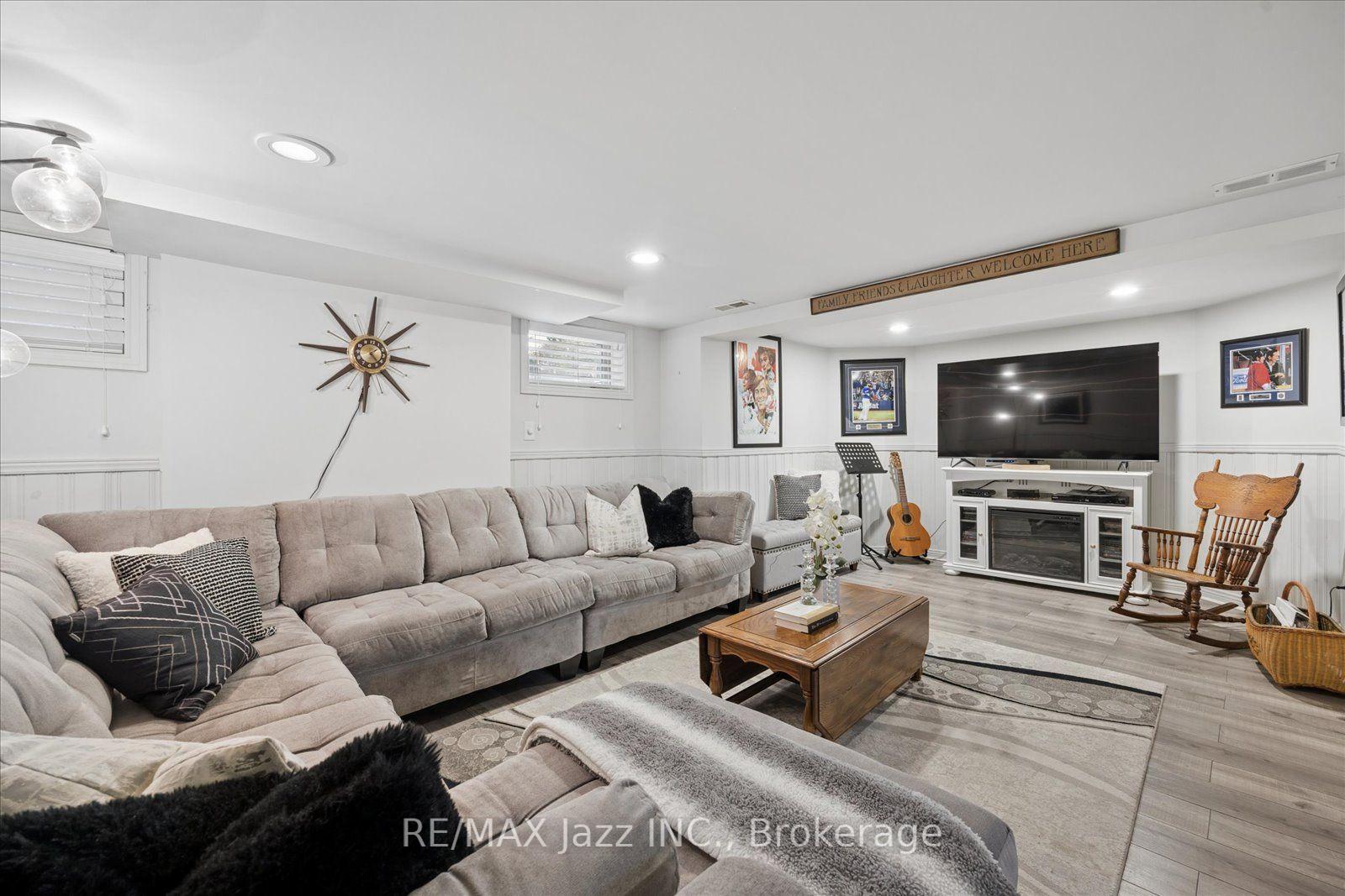 Photo 38 of 425 Masson Street, Oshawa, O'Neill — HOMEH