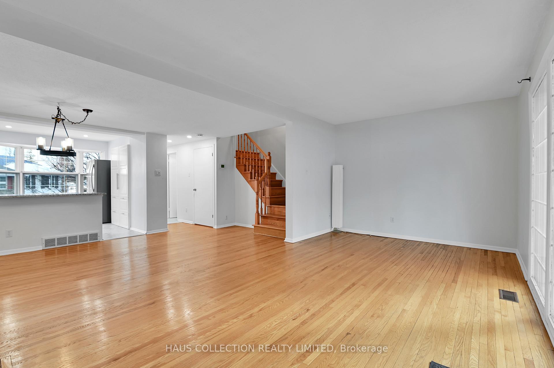 Photo 8 of 884 Walkley Road, Ottawa, Riverside Park South — HOMEH