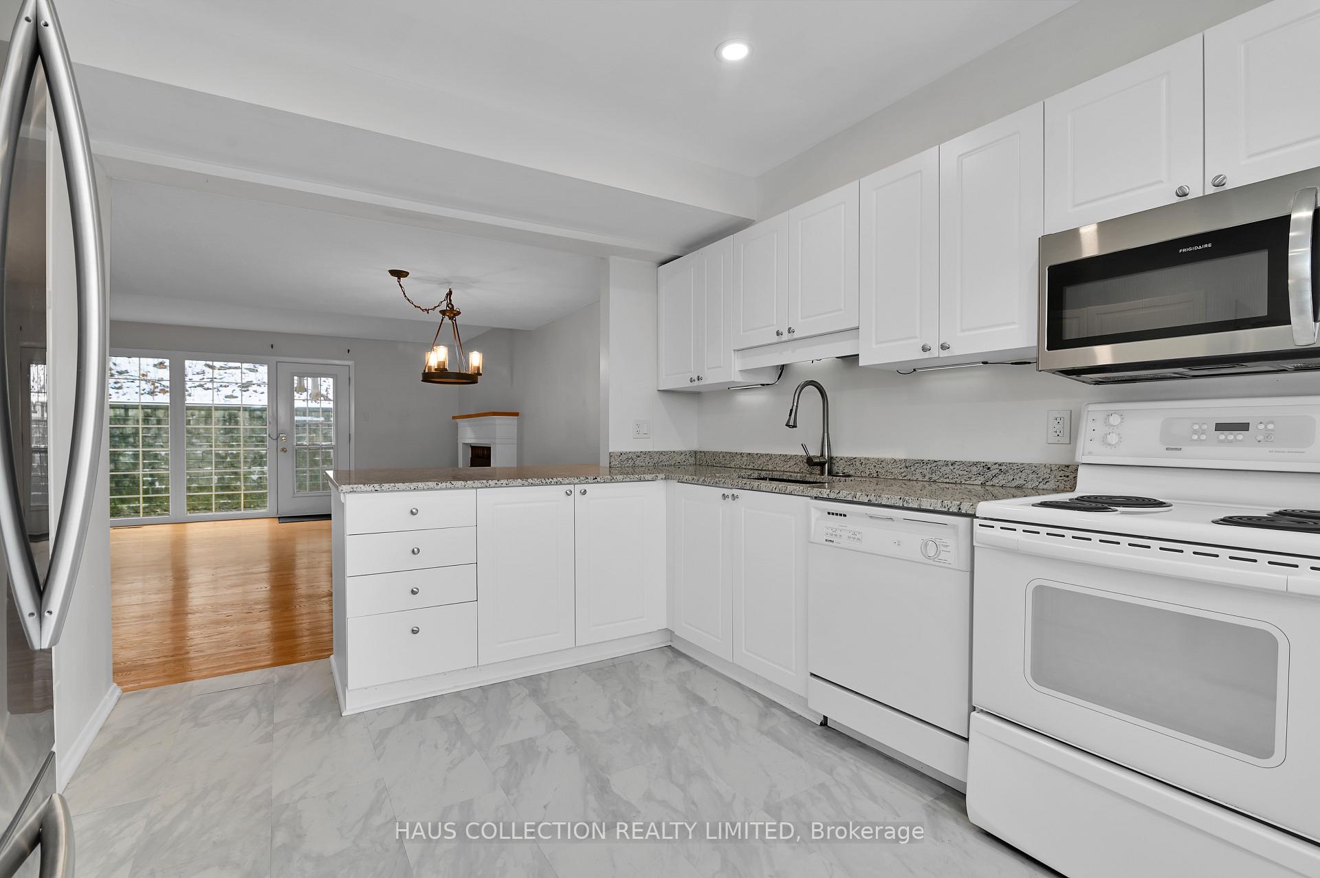 Photo 13 of 884 Walkley Road, Ottawa, Riverside Park South — HOMEH