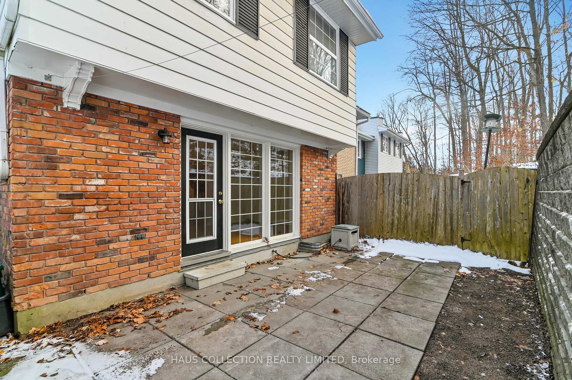 Photo 17 of 884 Walkley Road, Ottawa, Riverside Park South — HOMEH
