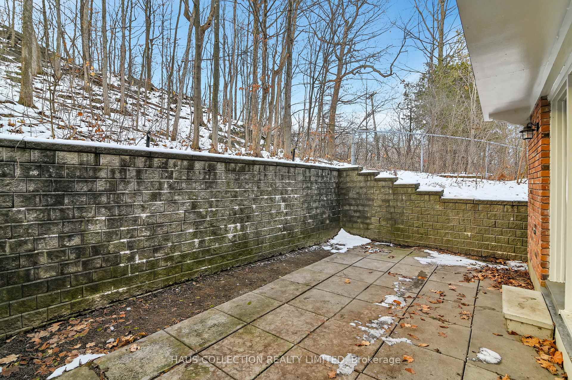Photo 19 of 884 Walkley Road, Ottawa, Riverside Park South — HOMEH