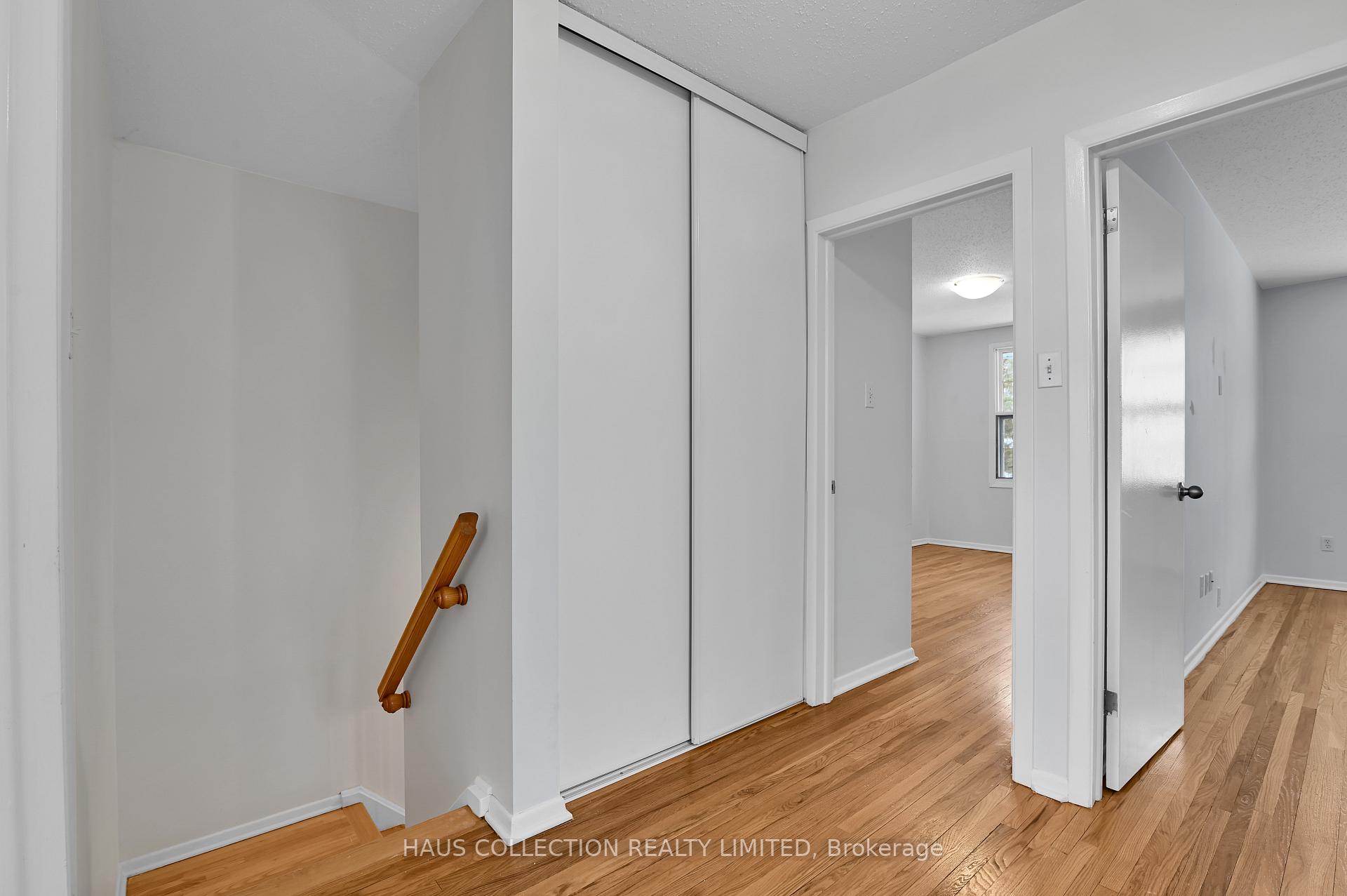 Photo 21 of 884 Walkley Road, Ottawa, Riverside Park South — HOMEH