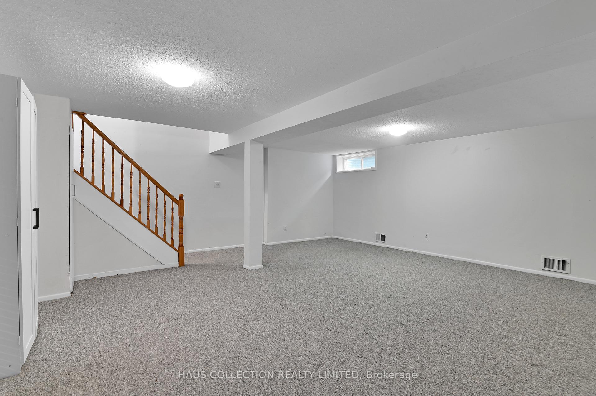 Photo 35 of 884 Walkley Road, Ottawa, Riverside Park South — HOMEH
