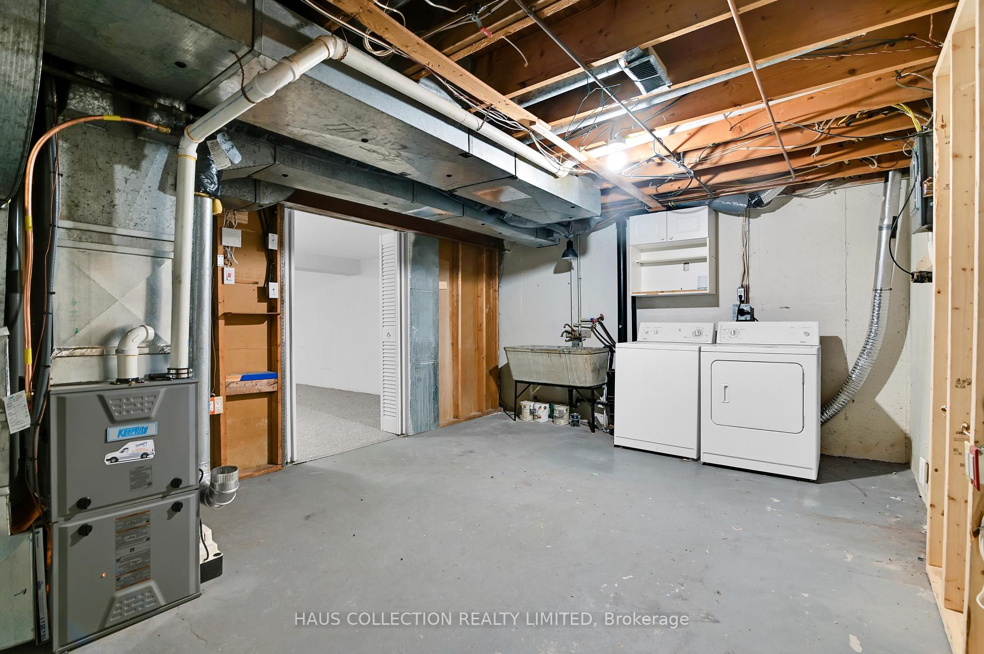 Photo 36 of 884 Walkley Road, Ottawa, Riverside Park South — HOMEH