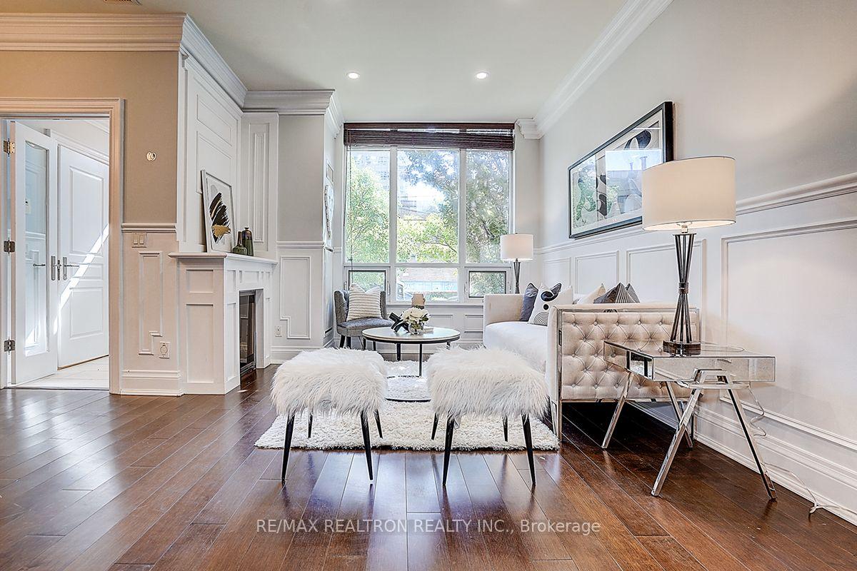Photo 6 of 274 Duplex Avenue, North York, Newtonbrook West — HOMEH