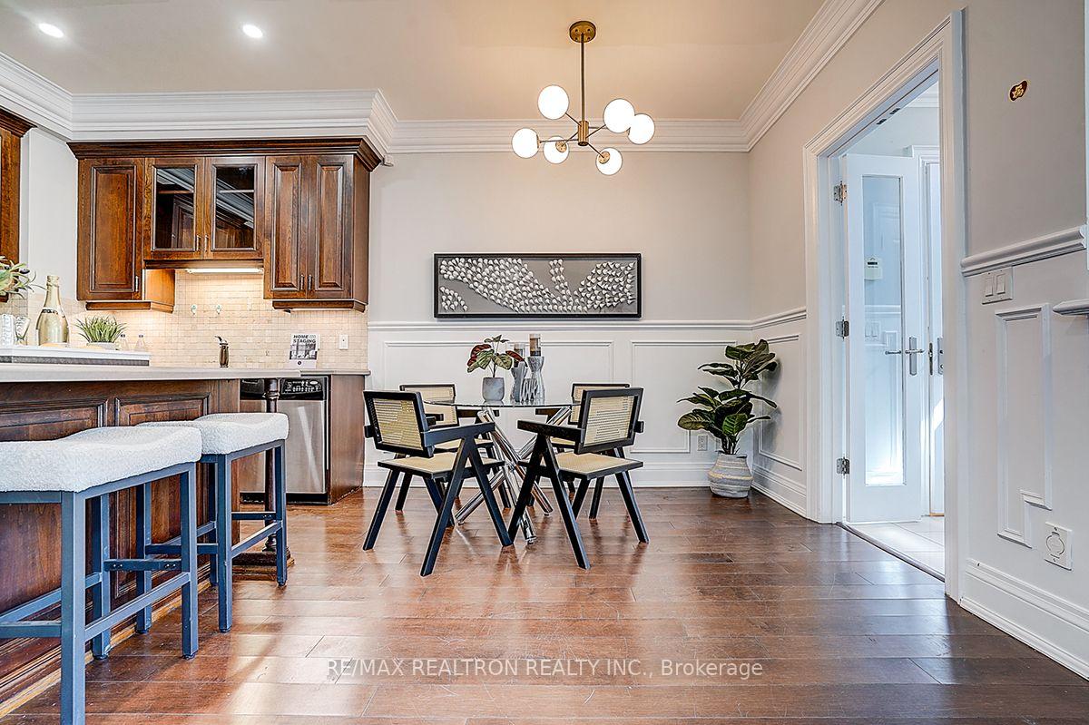 Photo 15 of 274 Duplex Avenue, North York, Newtonbrook West — HOMEH