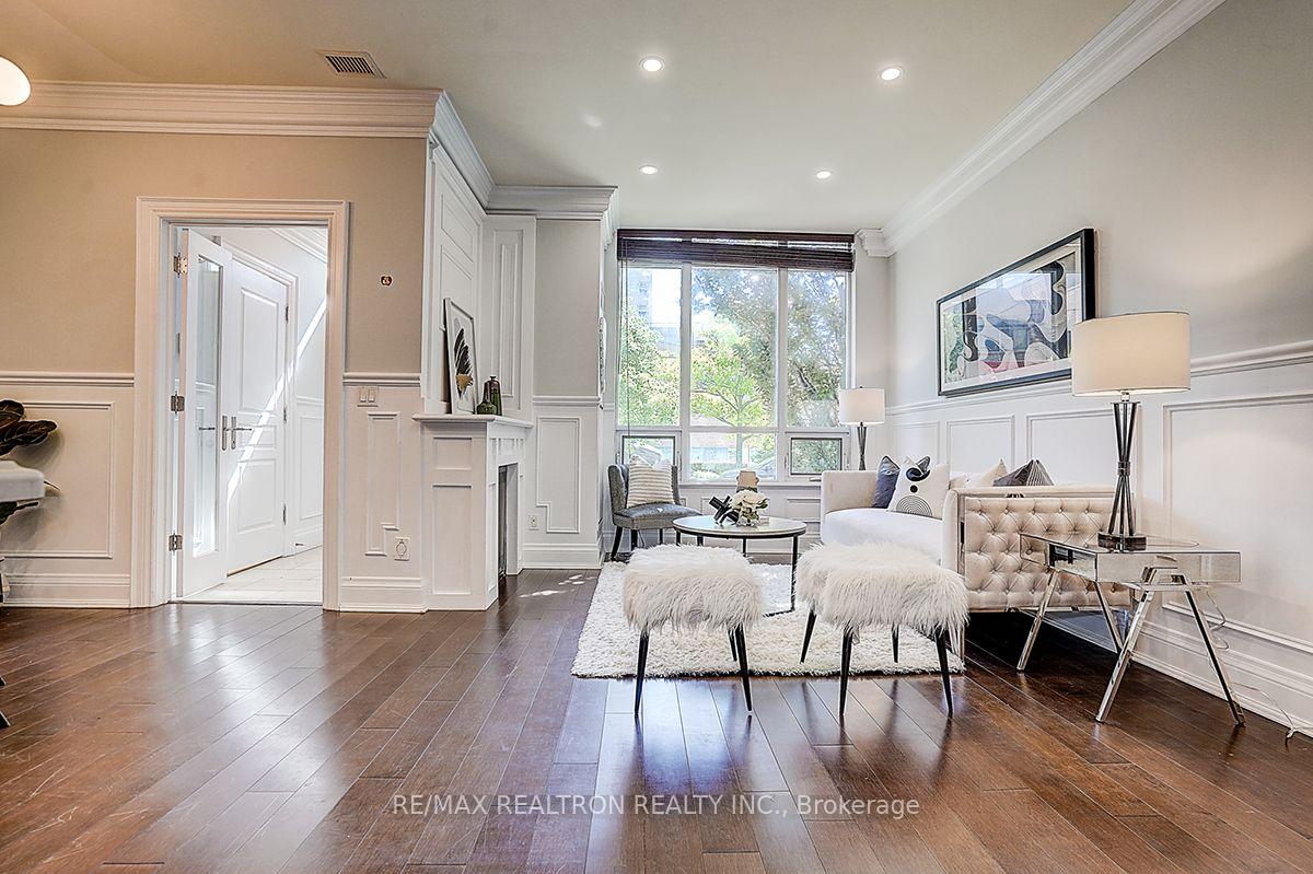 Photo 18 of 274 Duplex Avenue, North York, Newtonbrook West — HOMEH