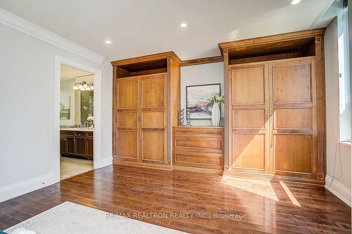 Photo 36 of 274 Duplex Avenue, North York, Newtonbrook West — HOMEH