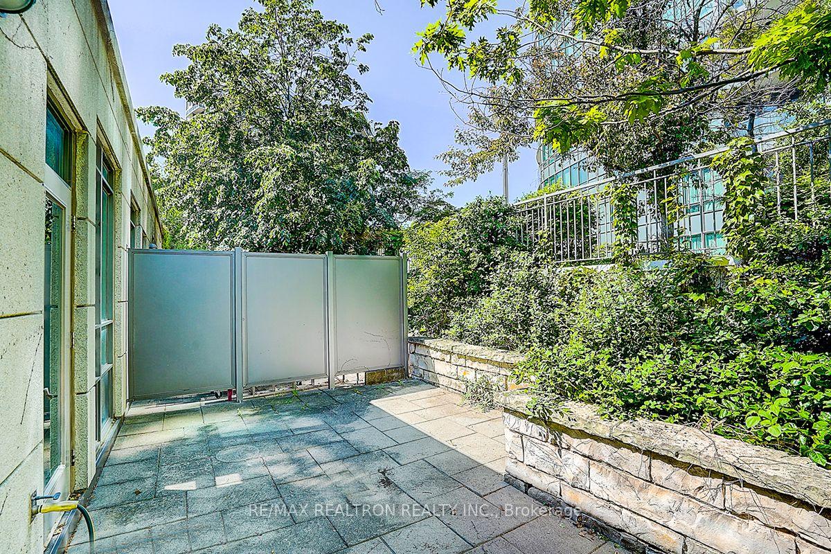 Photo 41 of 274 Duplex Avenue, North York, Newtonbrook West — HOMEH