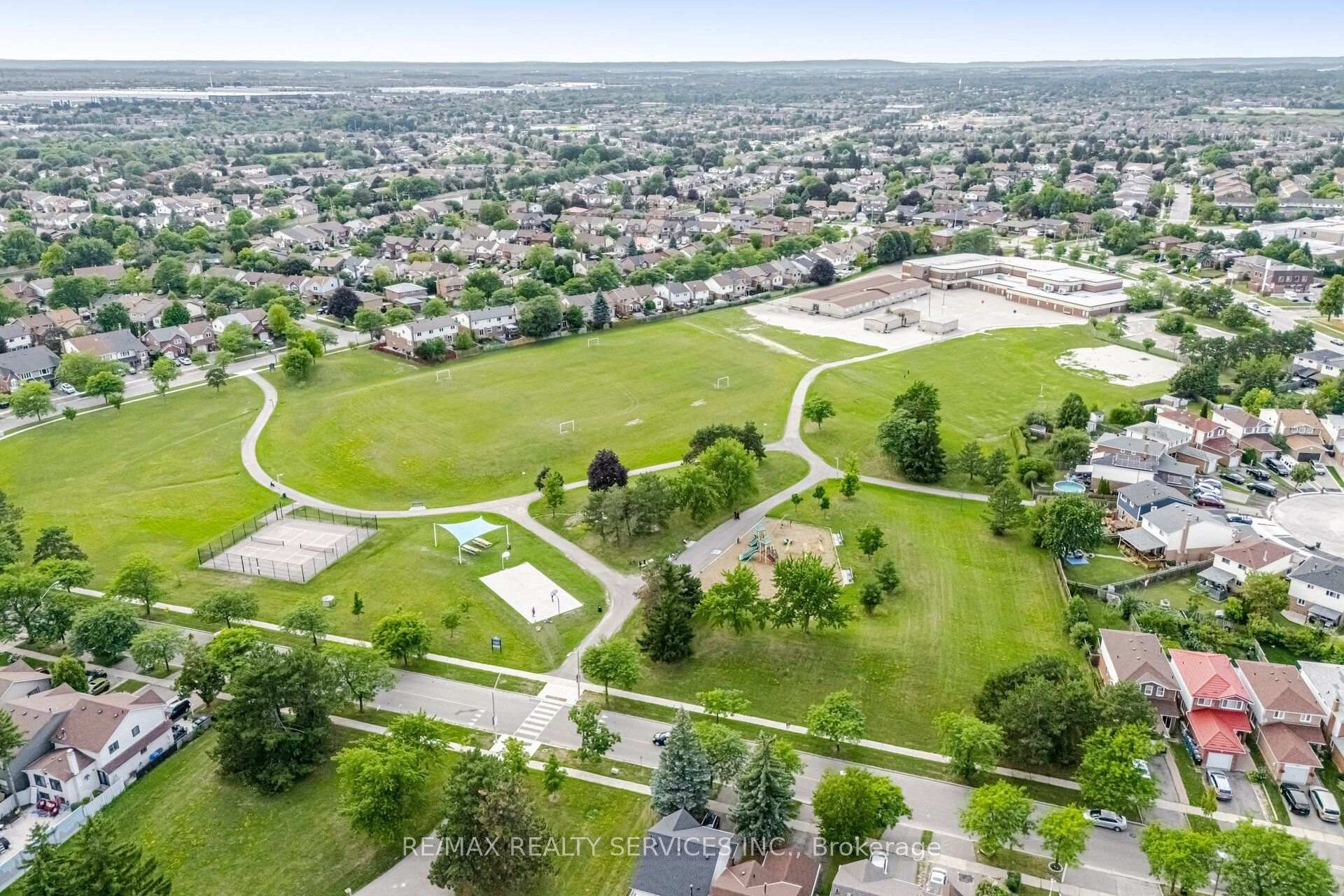 Photo 50 of 152 Weybridge Trail, Brampton, Madoc — HOMEH