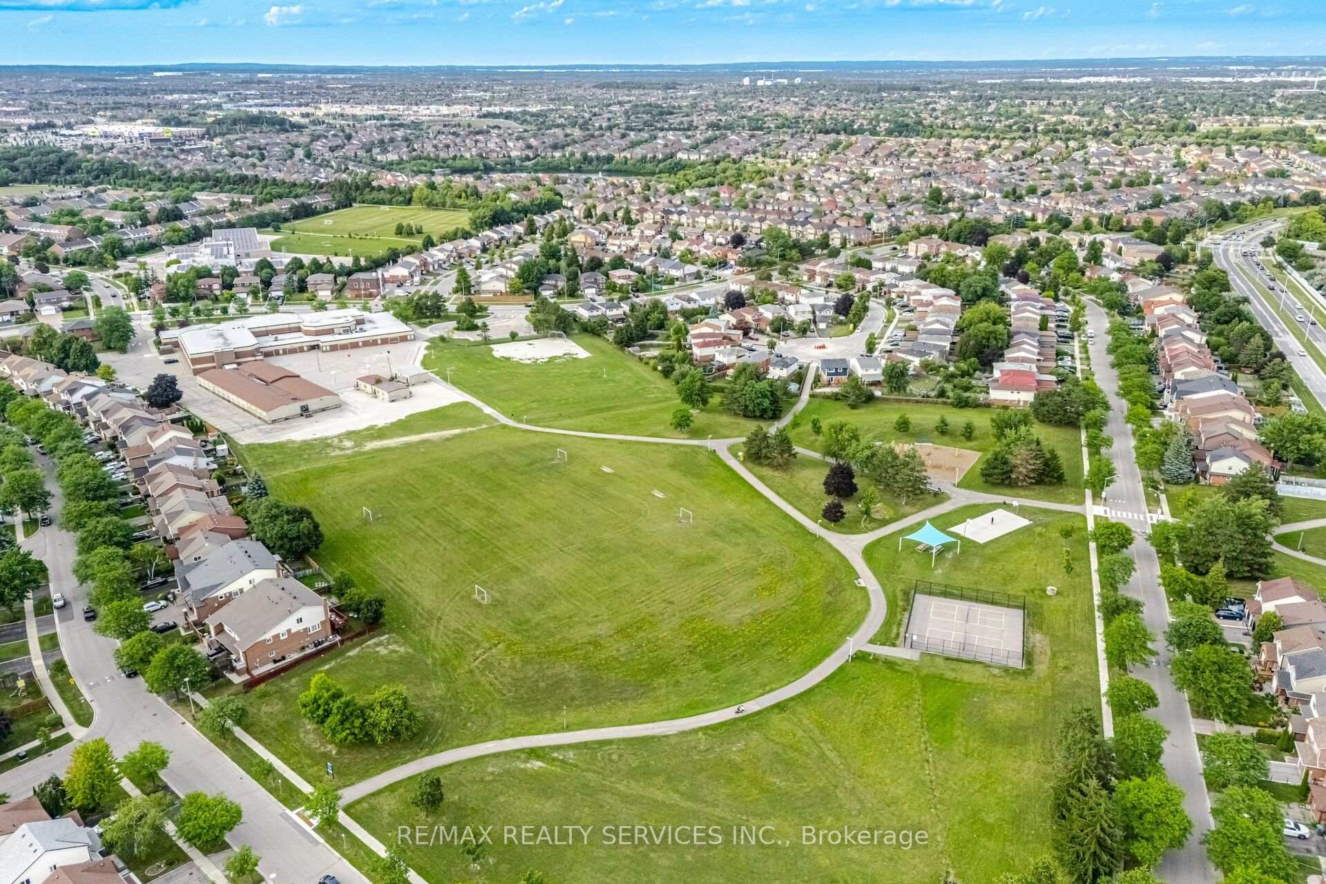 Photo 51 of 152 Weybridge Trail, Brampton, Madoc — HOMEH