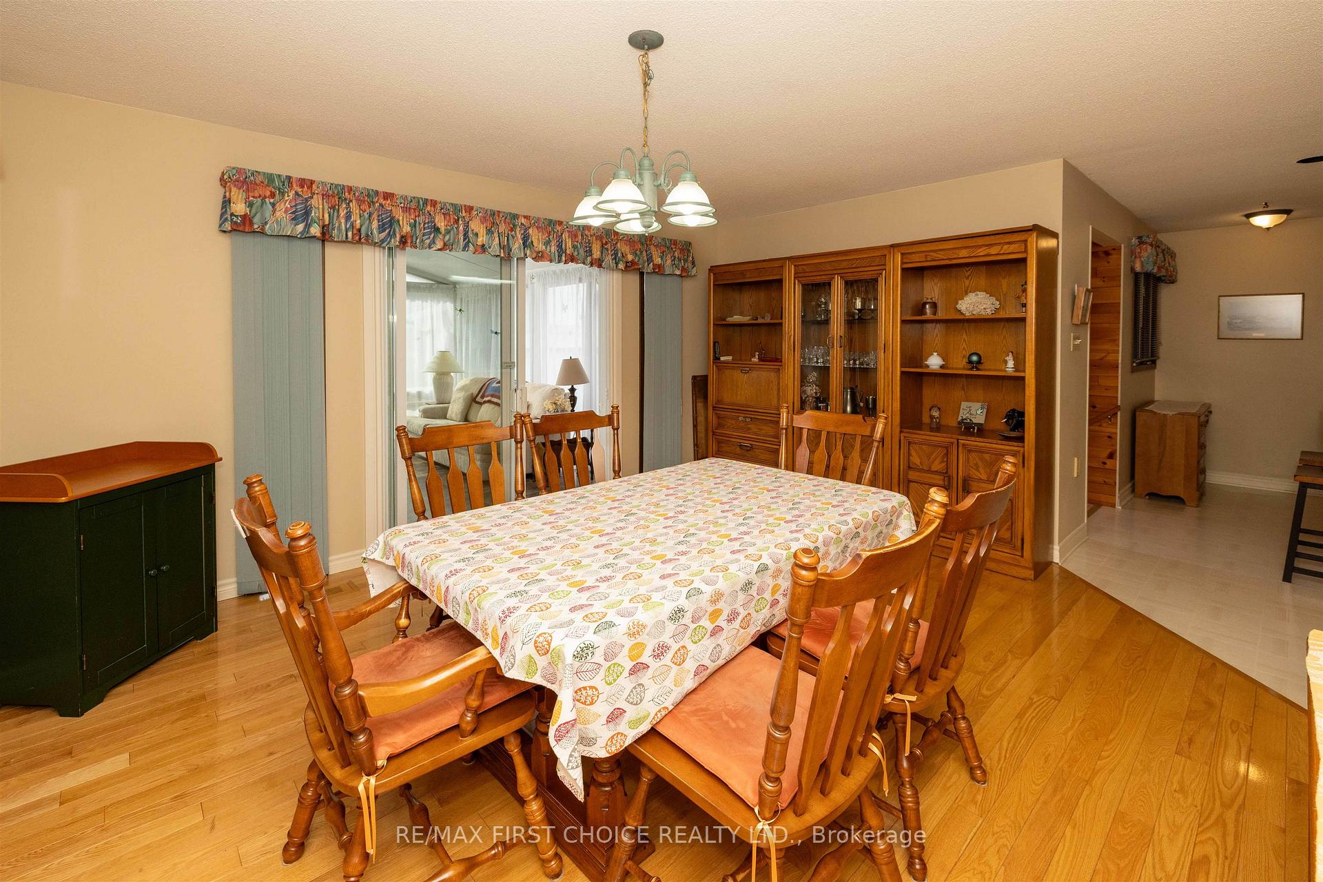 Photo 14 of 935 Crawford Place, Thunder Bay, Westfort — HOMEH
