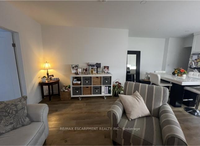 Photo 3 of Unit 1, 372 Mary Street, Hamilton, North End — HOMEH