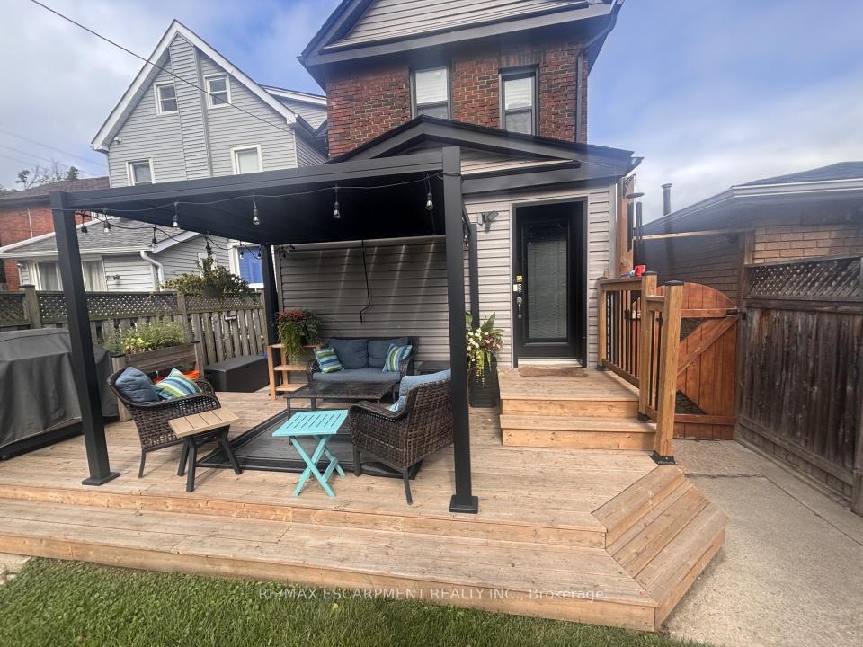 Photo 10 of Unit 1, 372 Mary Street, Hamilton, North End — HOMEH