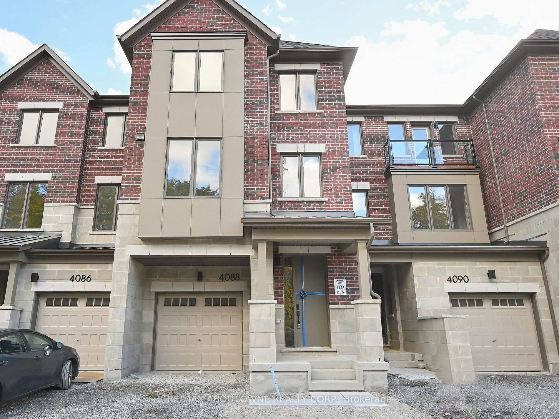 Photo 1 of 4088 Kadic Terrace, Mississauga, Churchill Meadows — HOMEH