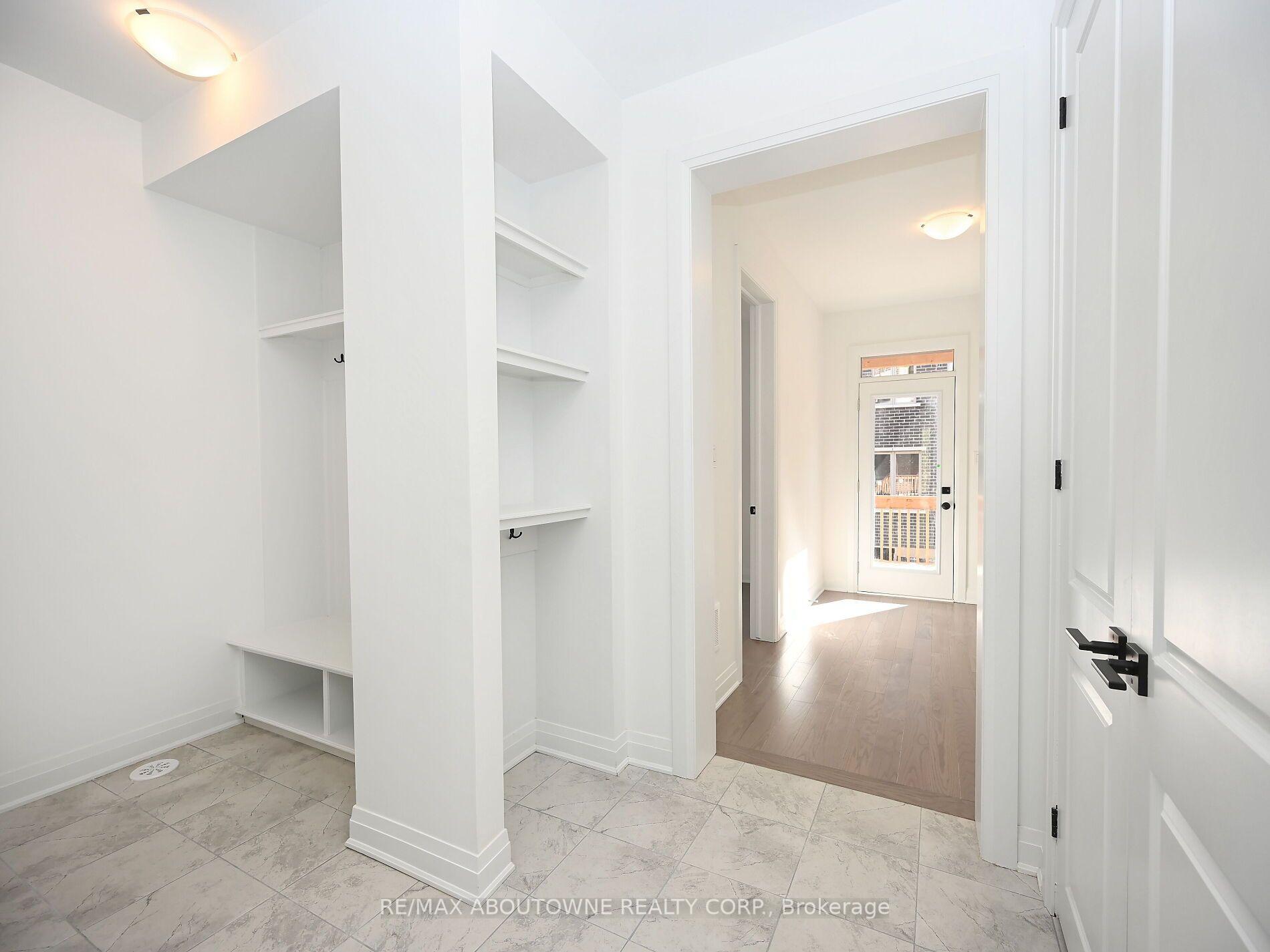 Photo 4 of 4088 Kadic Terrace, Mississauga, Churchill Meadows — HOMEH
