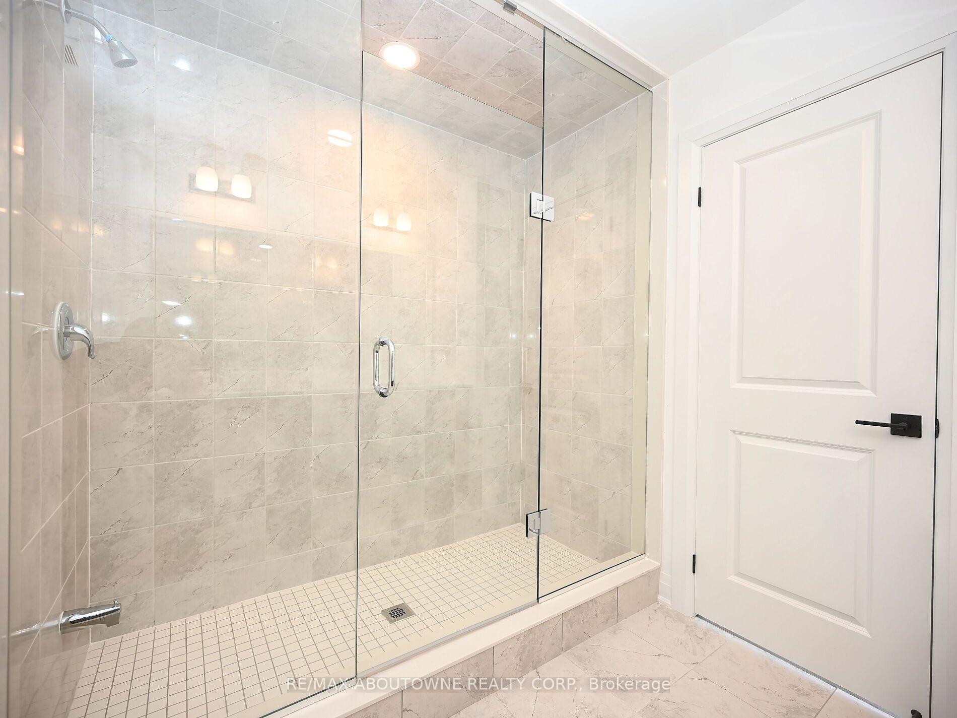 Photo 31 of 4088 Kadic Terrace, Mississauga, Churchill Meadows — HOMEH