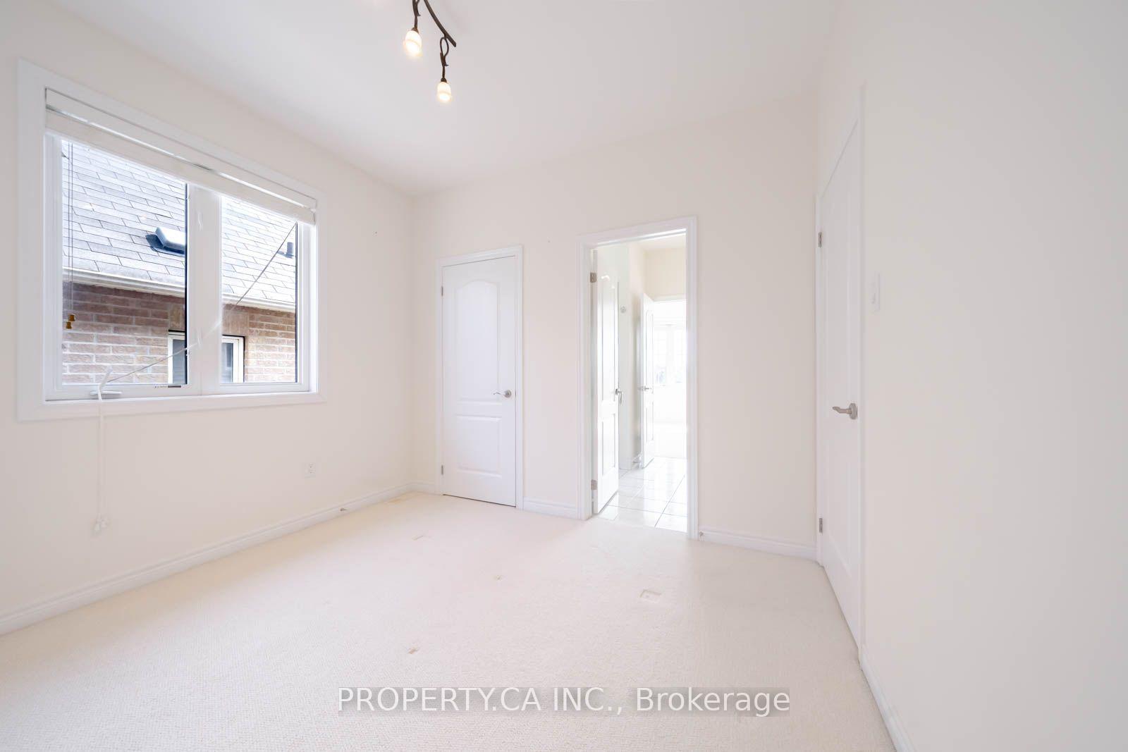 Photo 25 of 3 Shortreed Grove, Brampton, Sandringham-Wellington — HOMEH