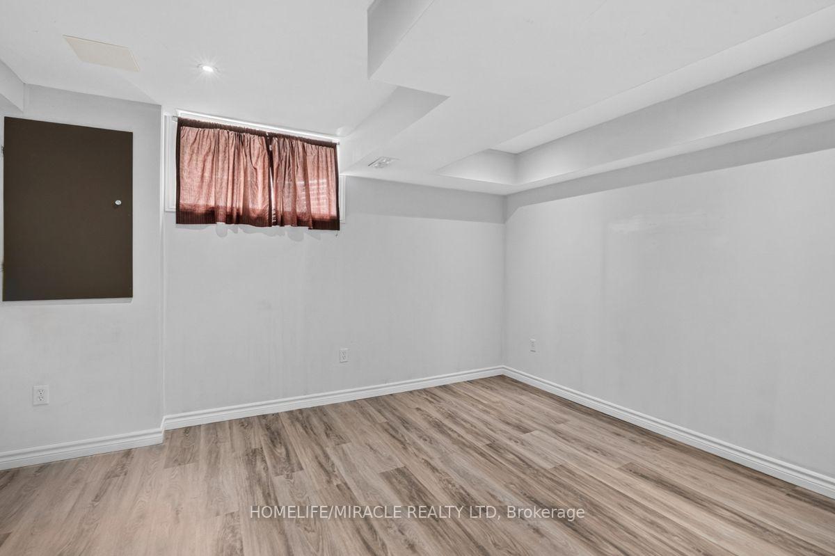 Photo 30 of 125 Hawkins Drive, Cambridge, Fiddlesticks — HOMEH
