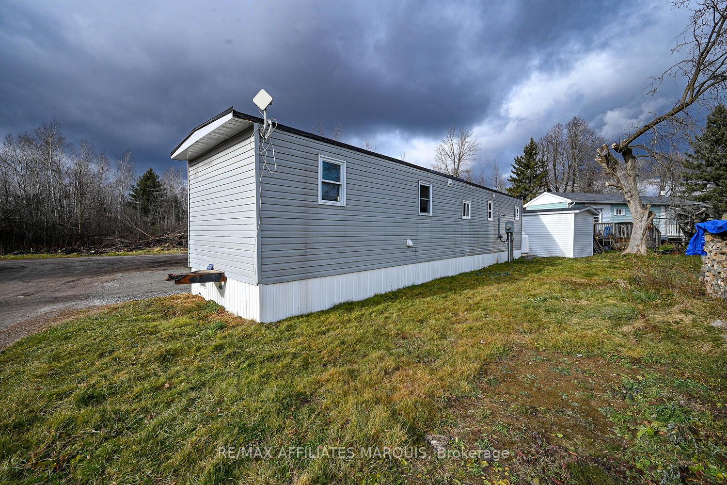 Photo 26 of 418 Nicole Street, Smiths Falls, Smiths Falls — HOMEH
