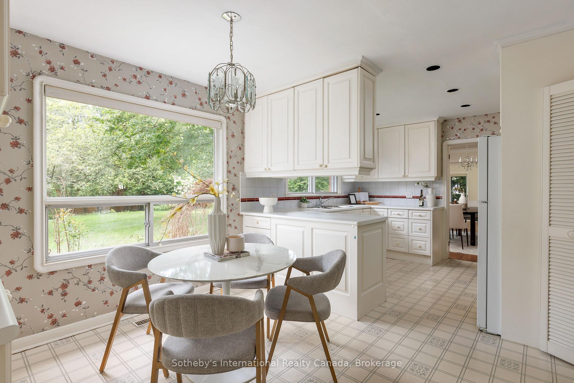 Photo 17 of 174 Claxton Drive, Oakville, Morrison — HOMEH