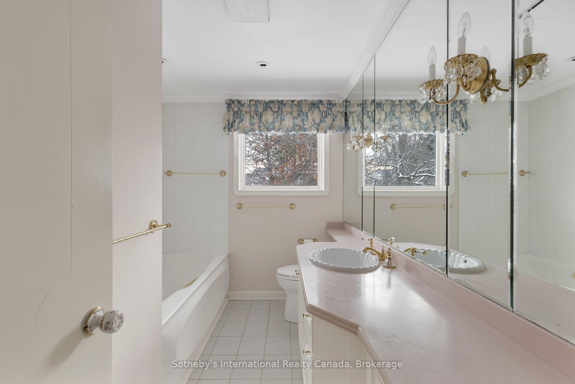 Photo 25 of 174 Claxton Drive, Oakville, Morrison — HOMEH