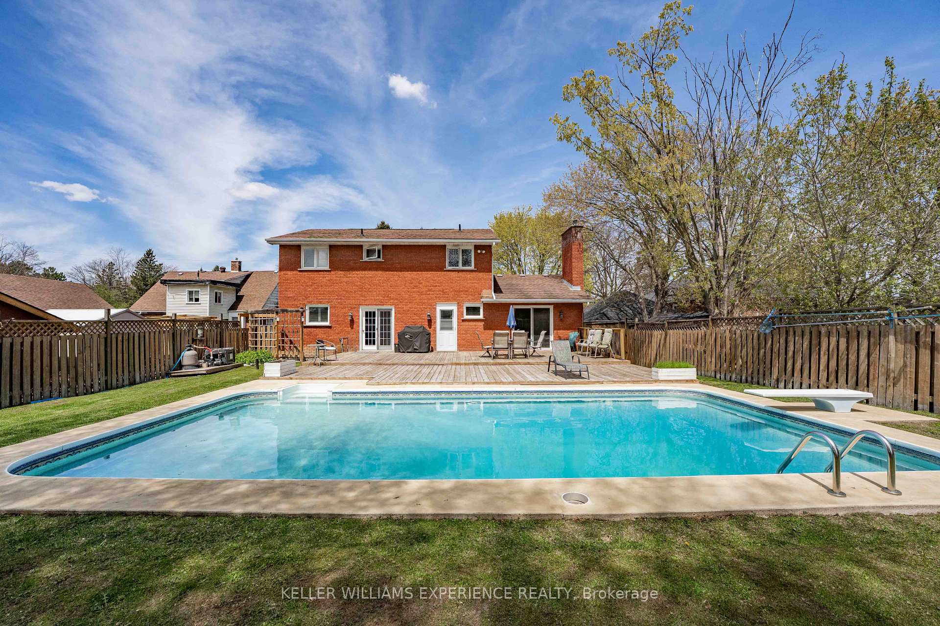 Photo 32 of 281 Victoria Street E, New Tecumseth, Alliston — HOMEH