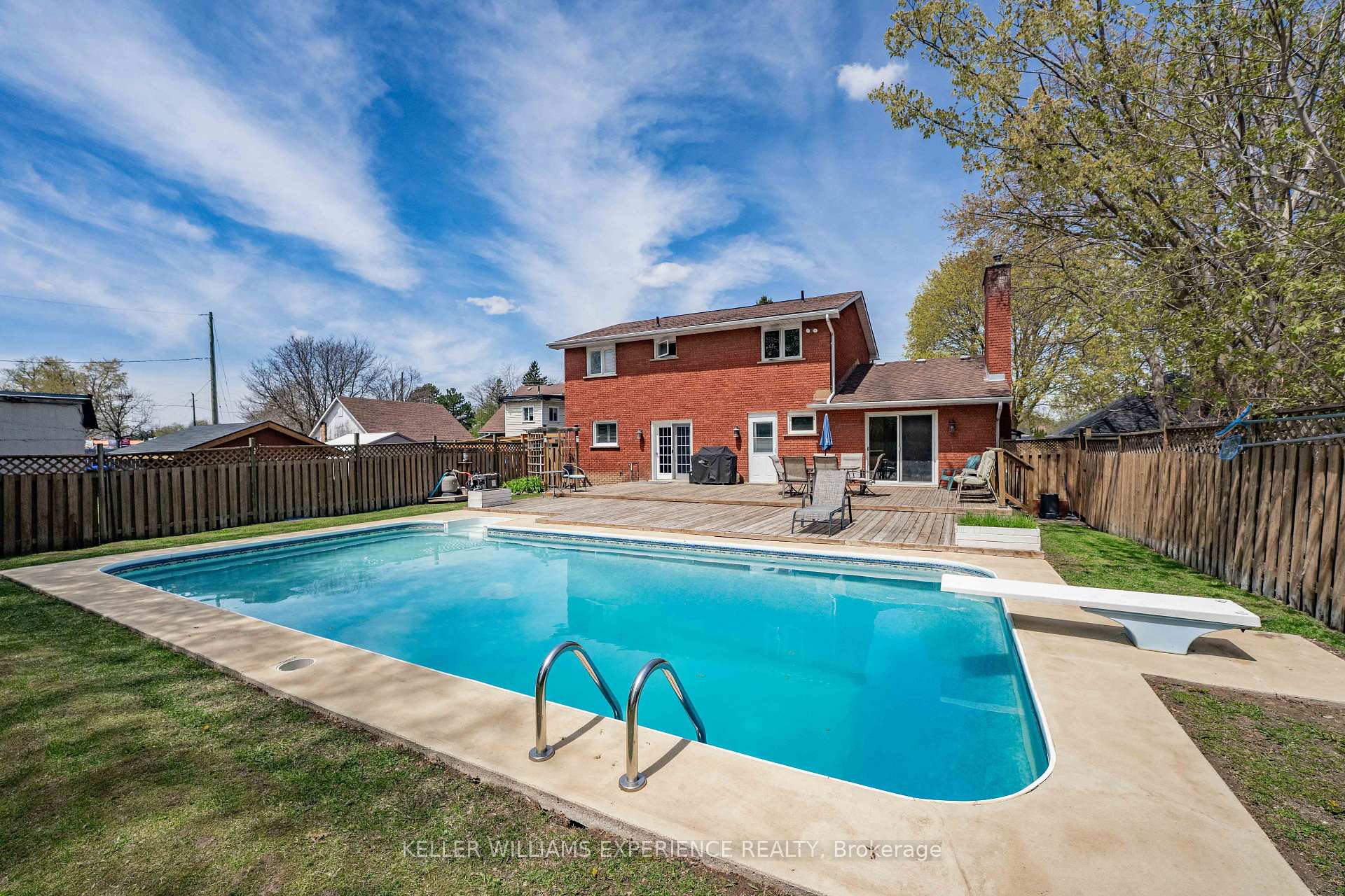 Photo 33 of 281 Victoria Street E, New Tecumseth, Alliston — HOMEH
