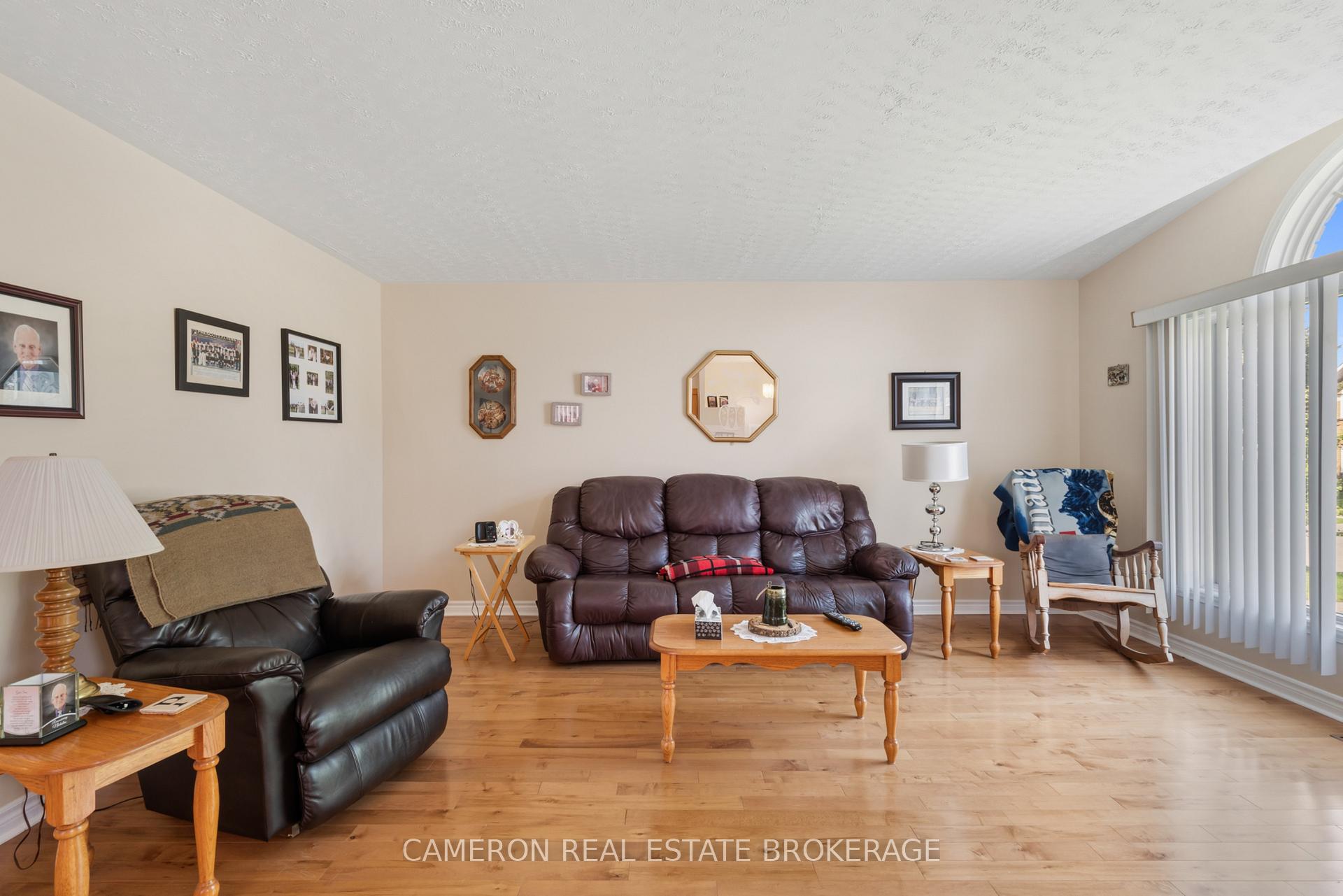 Photo 7 of 533 Jase Street, Cornwall, Cornwall — HOMEH