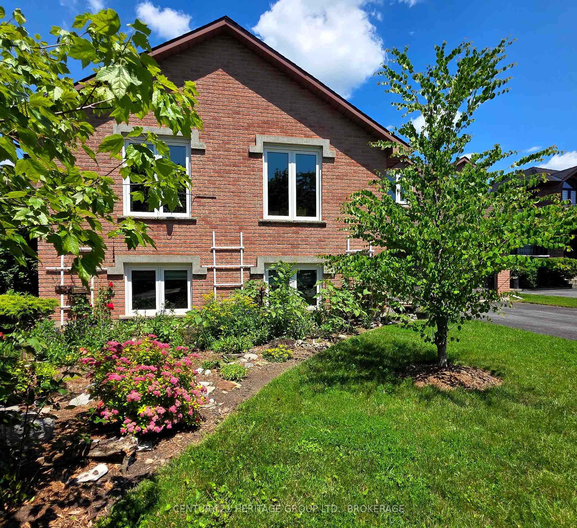 Photo 4 of 23 Old Oak Road, Kingston, Central City West — HOMEH