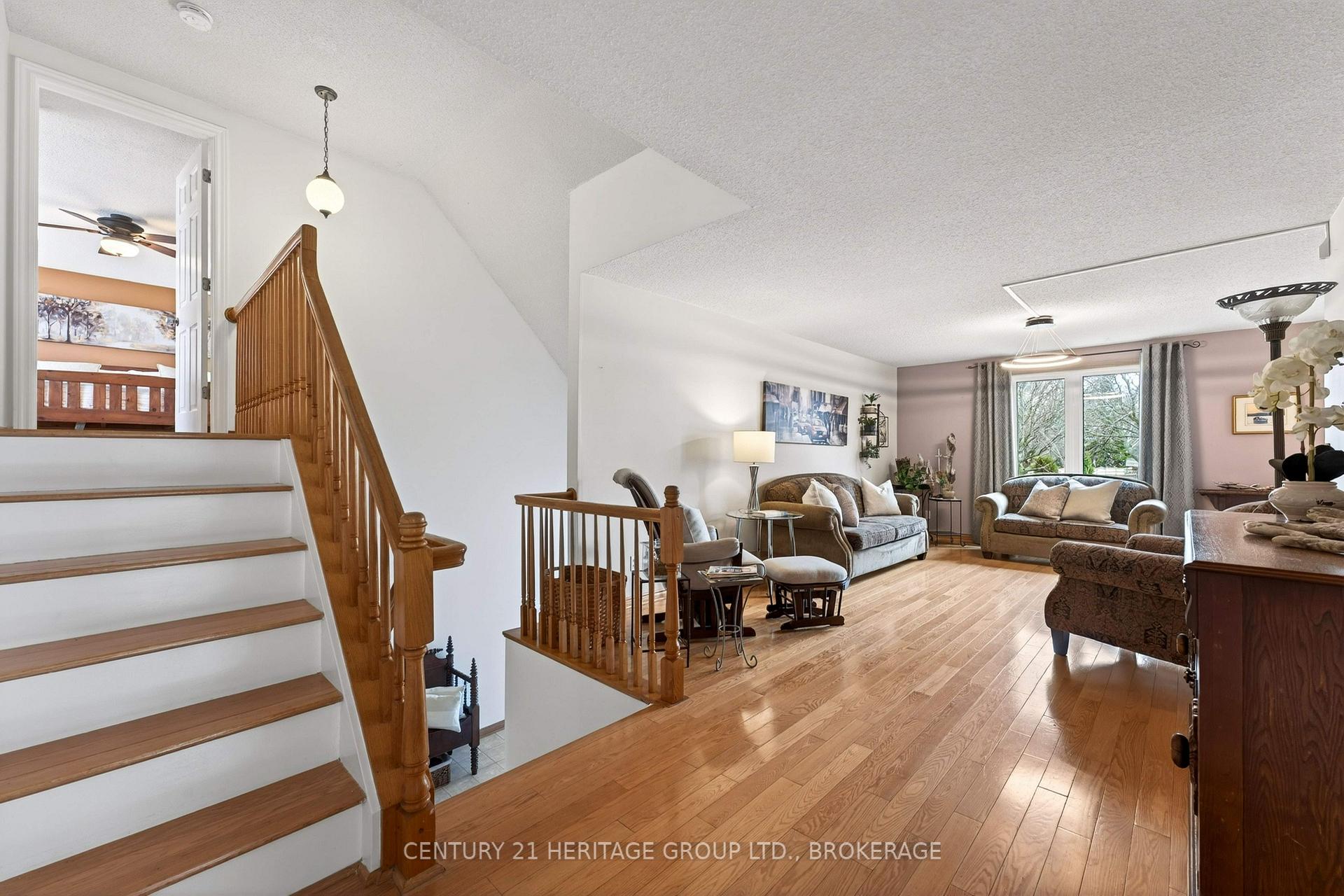 Photo 12 of 23 Old Oak Road, Kingston, Central City West — HOMEH