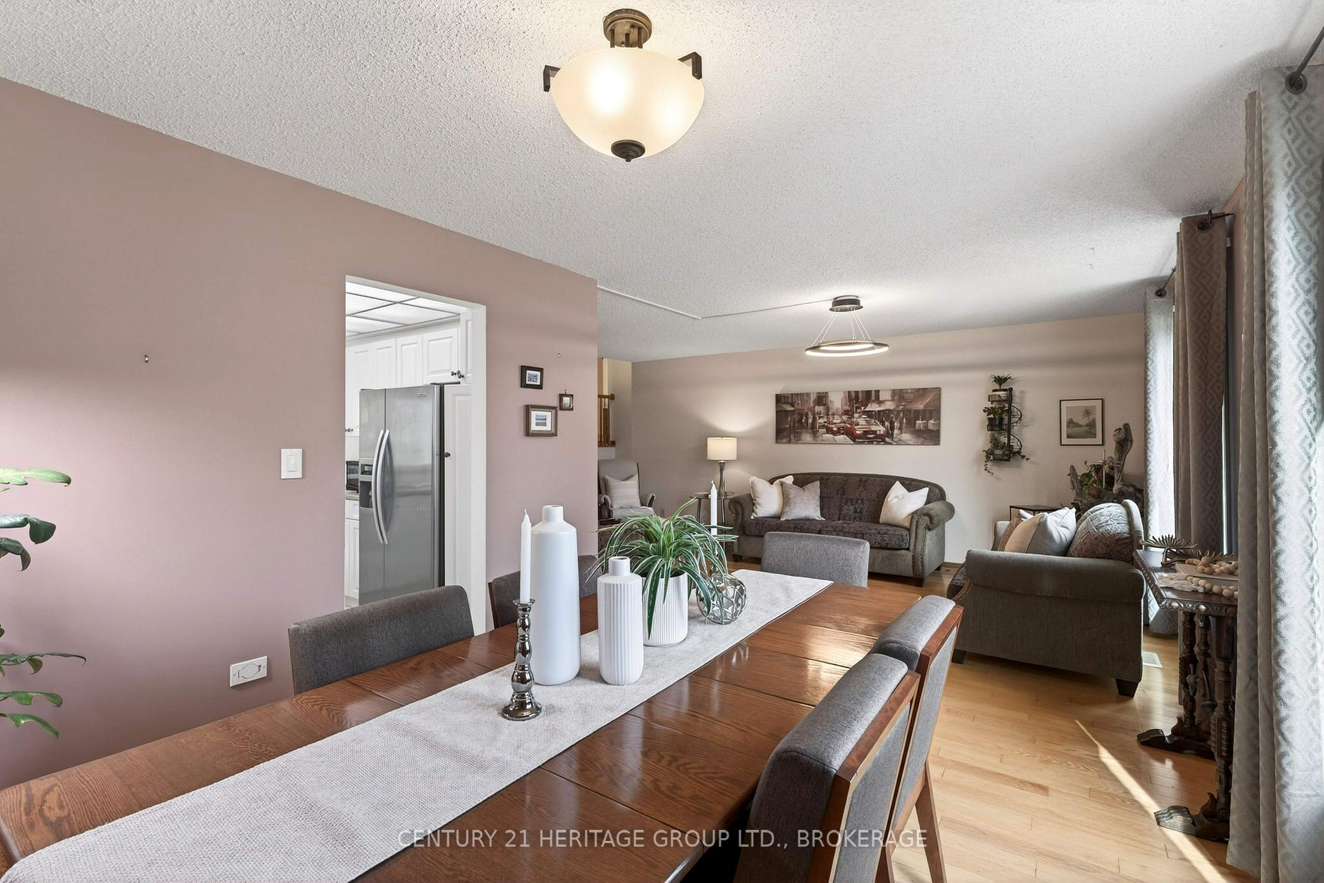 Photo 16 of 23 Old Oak Road, Kingston, Central City West — HOMEH