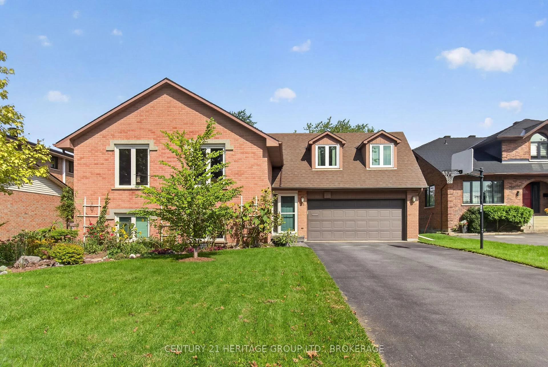 Photo 1 of 23 Old Oak Road, Kingston, Central City West — HOMEH