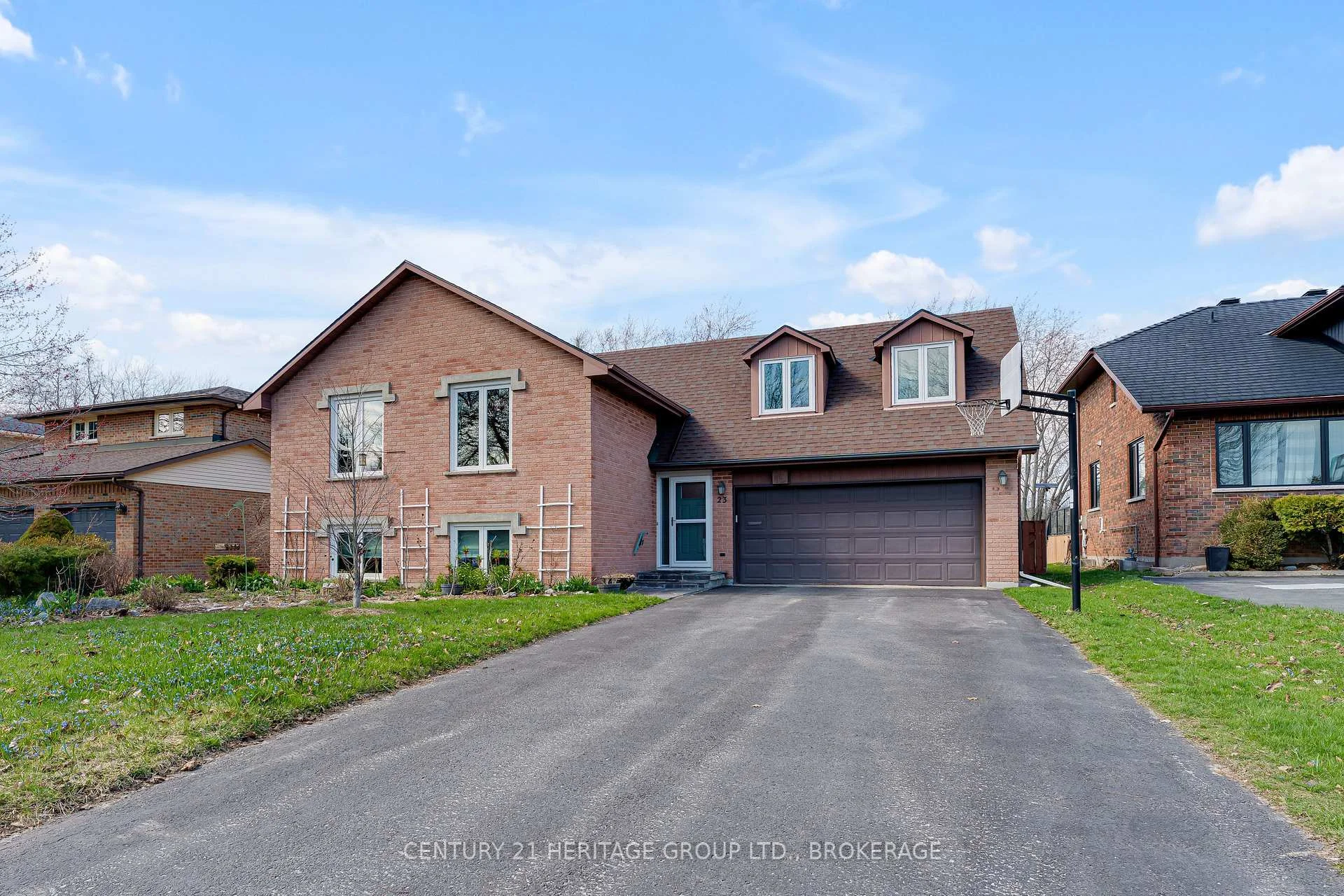 Photo 5 of 23 Old Oak Road, Kingston, Central City West — HOMEH