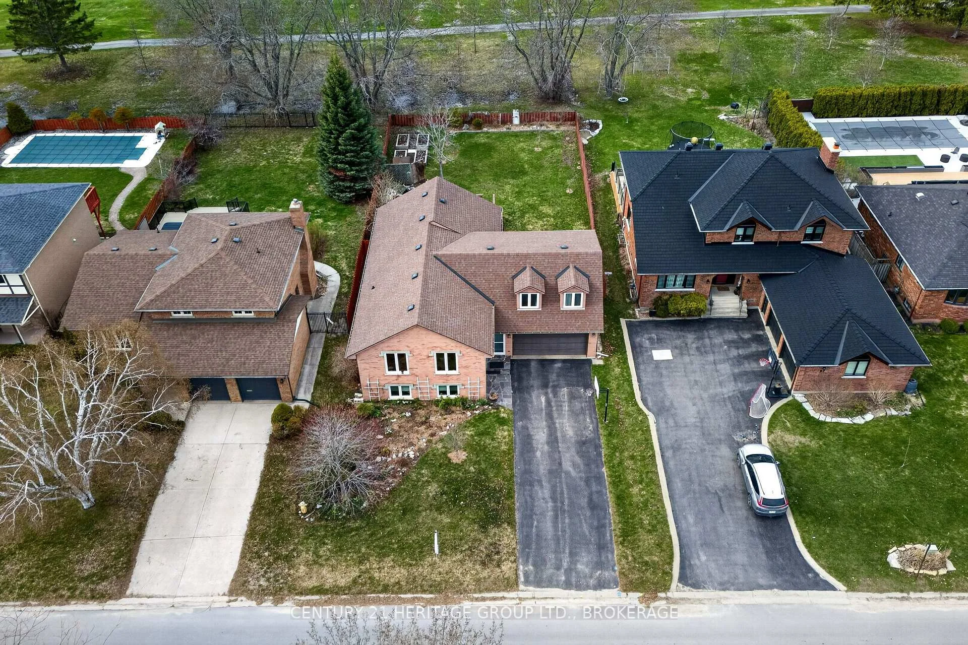 Photo 8 of 23 Old Oak Road, Kingston, Central City West — HOMEH