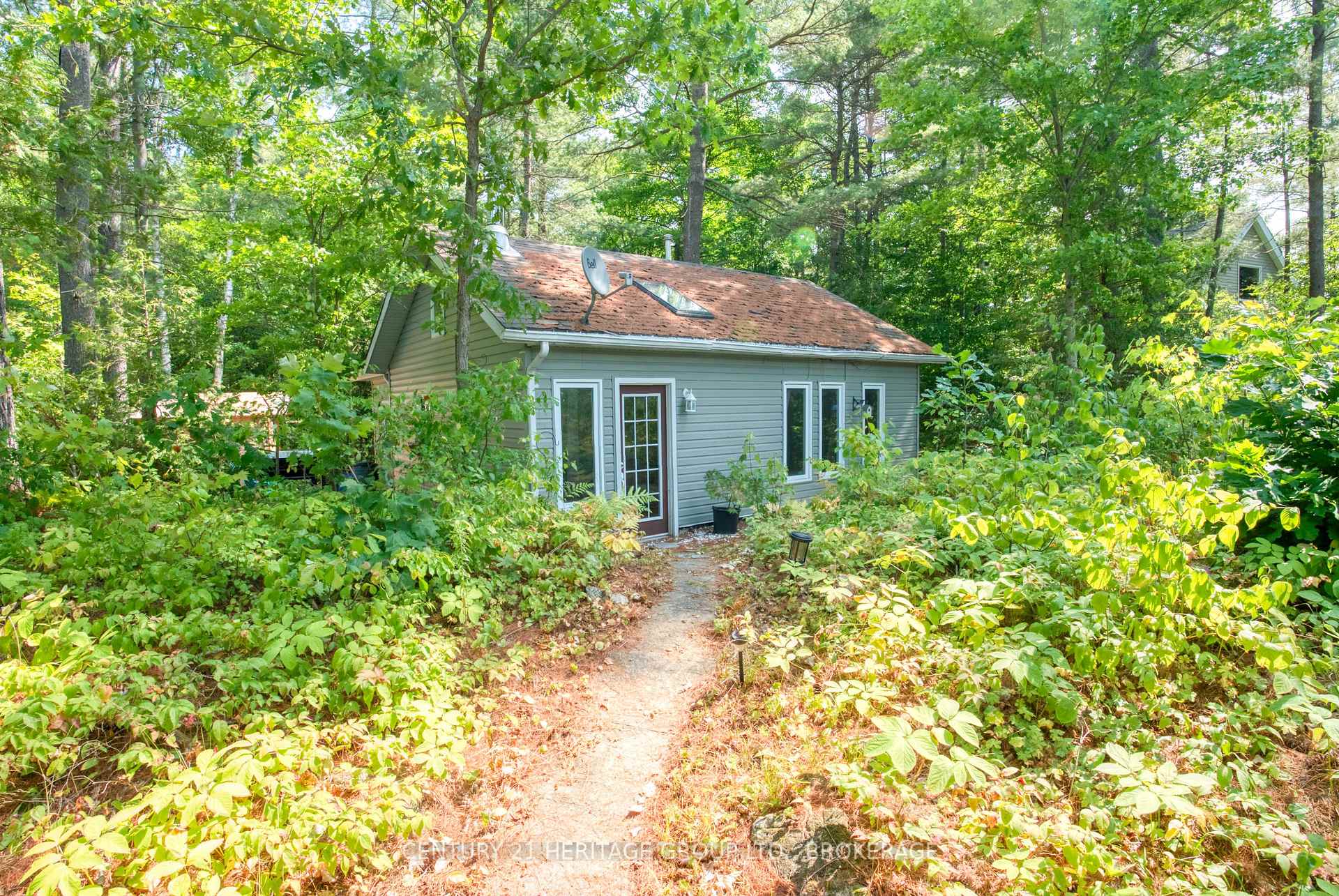 Photo 4 of 1036A Twin Lake Lane, Frontenac, Frontenac Centre — HOMEH