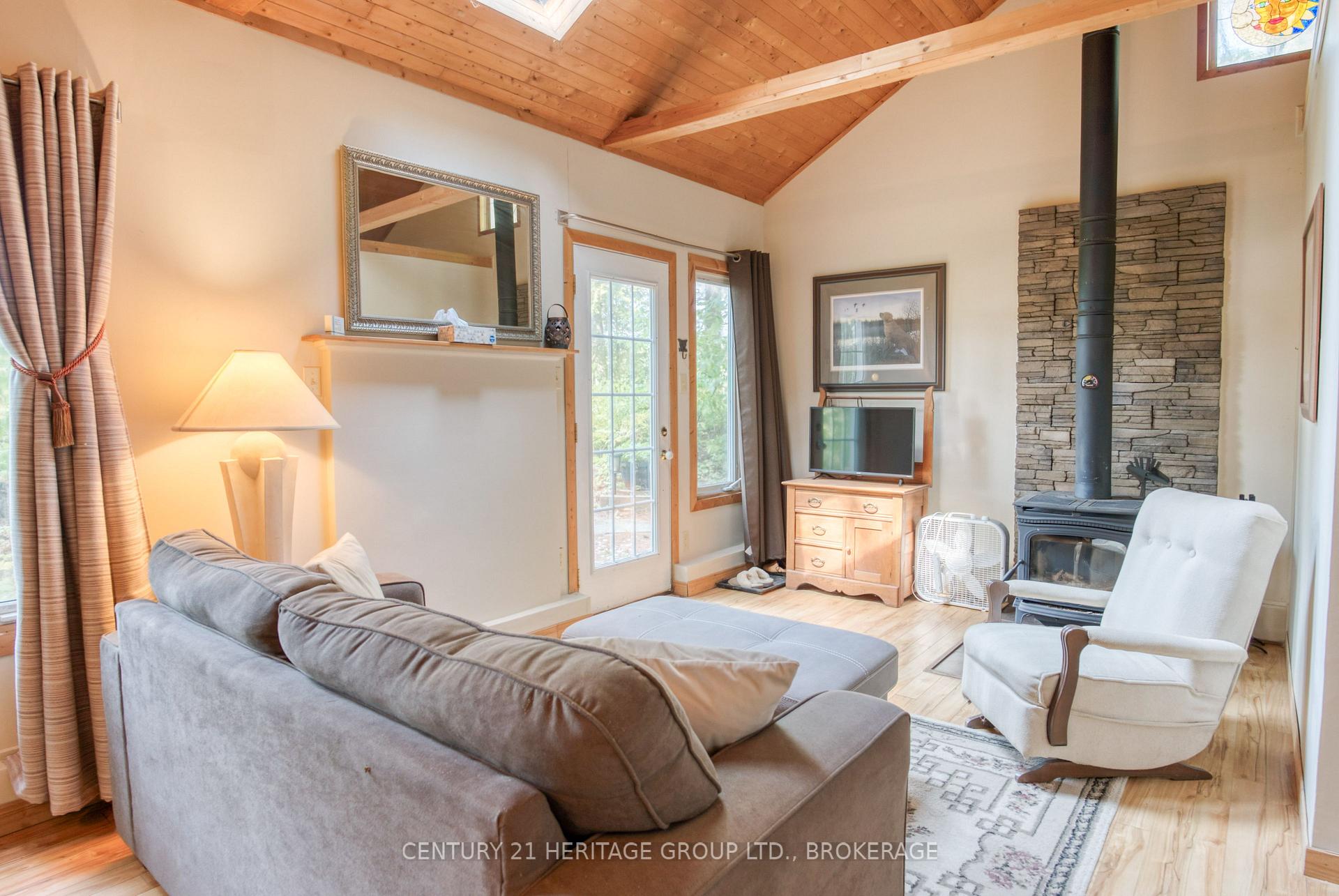Photo 24 of 1036A Twin Lake Lane, Frontenac, Frontenac Centre — HOMEH