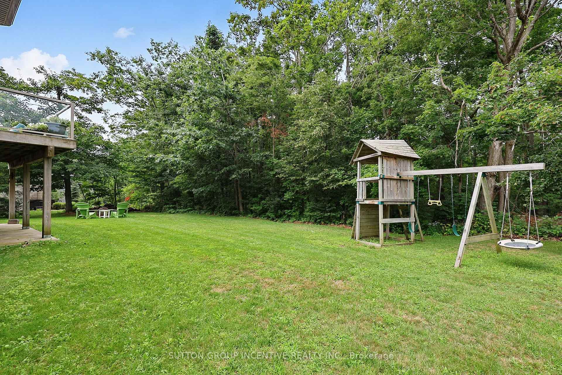 Photo 8 of 18 Lloyd Cook Drive W, Springwater, Snow Valley — HOMEH