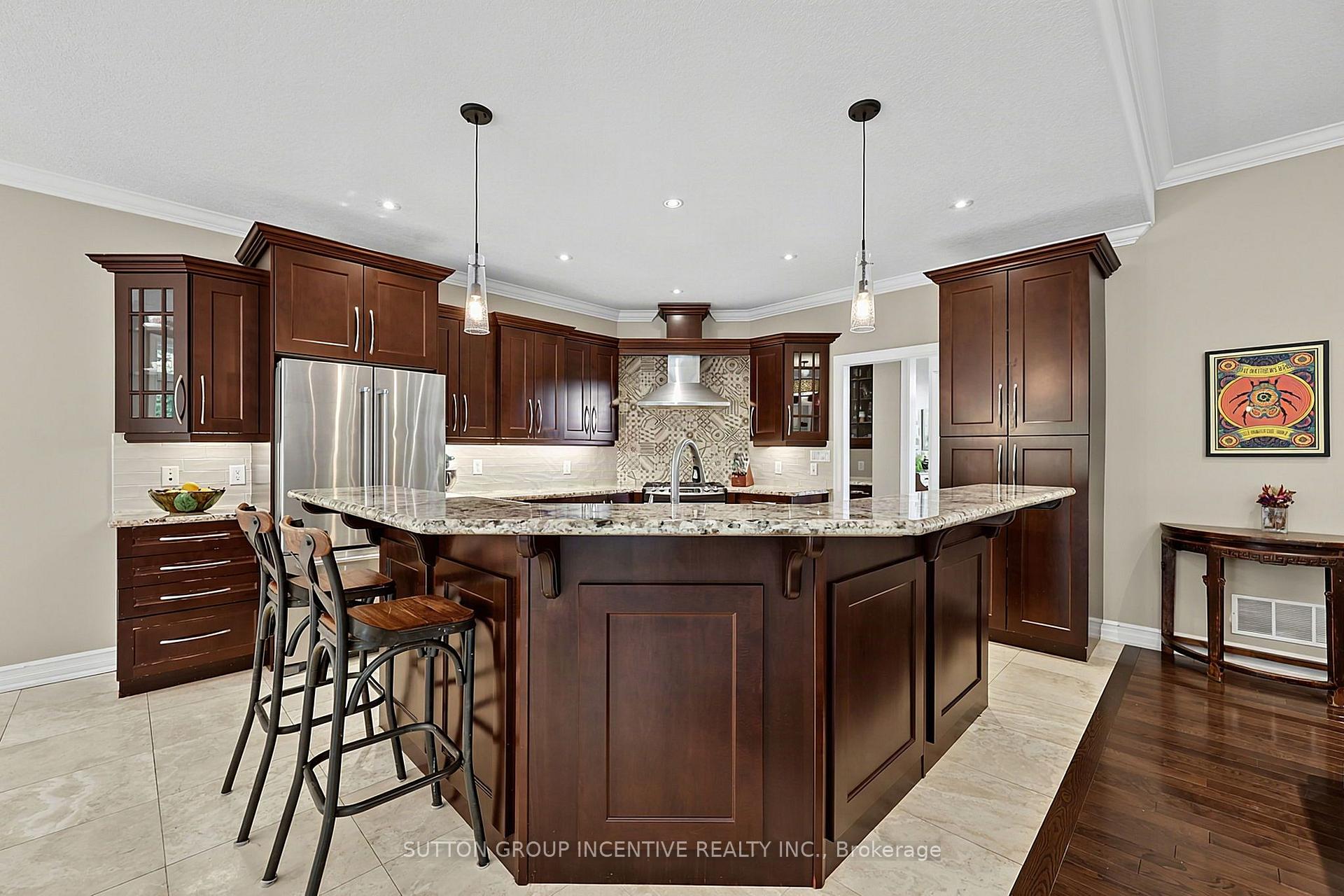 Photo 19 of 18 Lloyd Cook Drive W, Springwater, Snow Valley — HOMEH