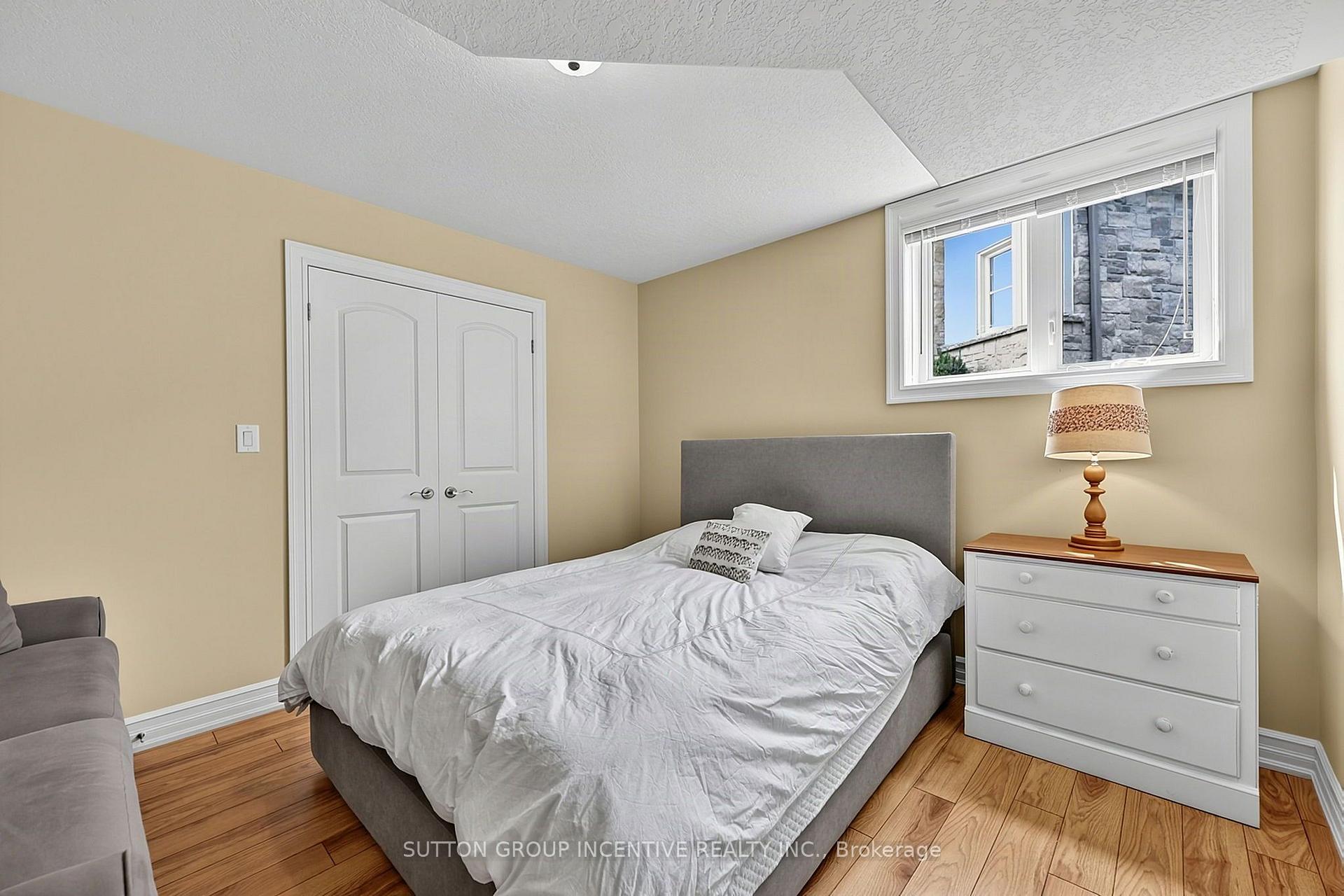 Photo 46 of 18 Lloyd Cook Drive W, Springwater, Snow Valley — HOMEH