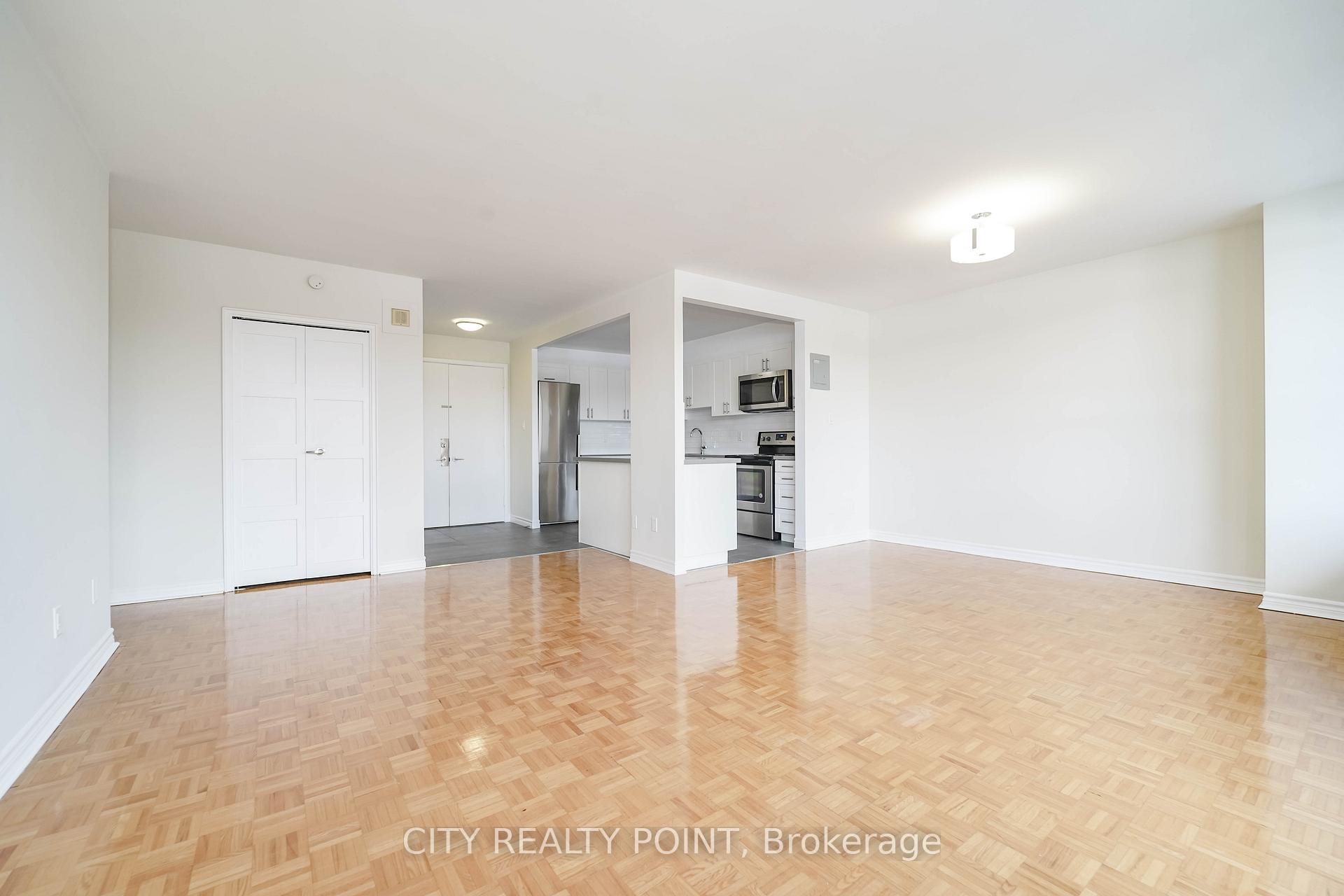Photo 4 of Unit PH6, 10 Shallmar Boulevard, Toronto, Forest Hill North — HOMEH