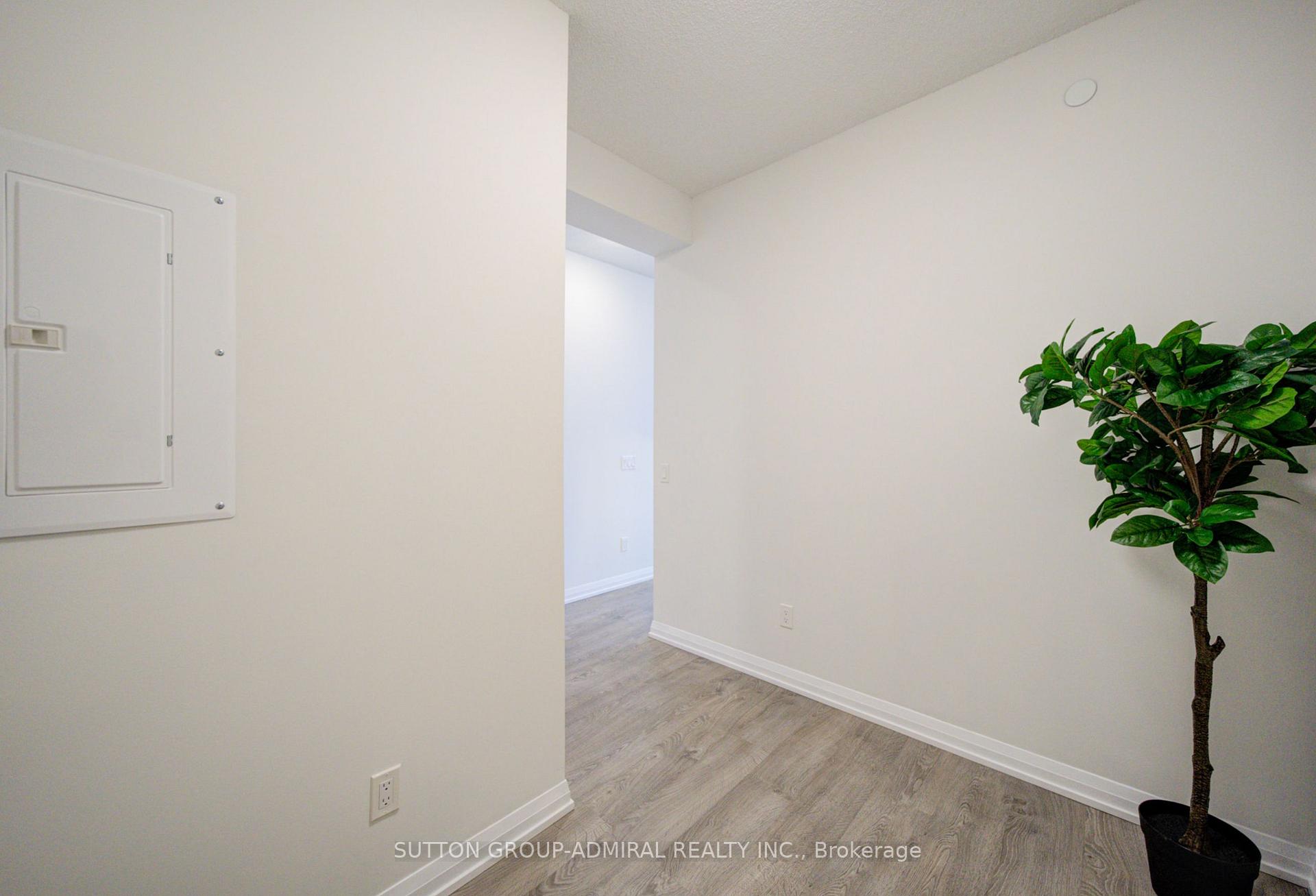 Photo 8 of Unit 1716, 7895 Jane Street, Vaughan, Concord — HOMEH