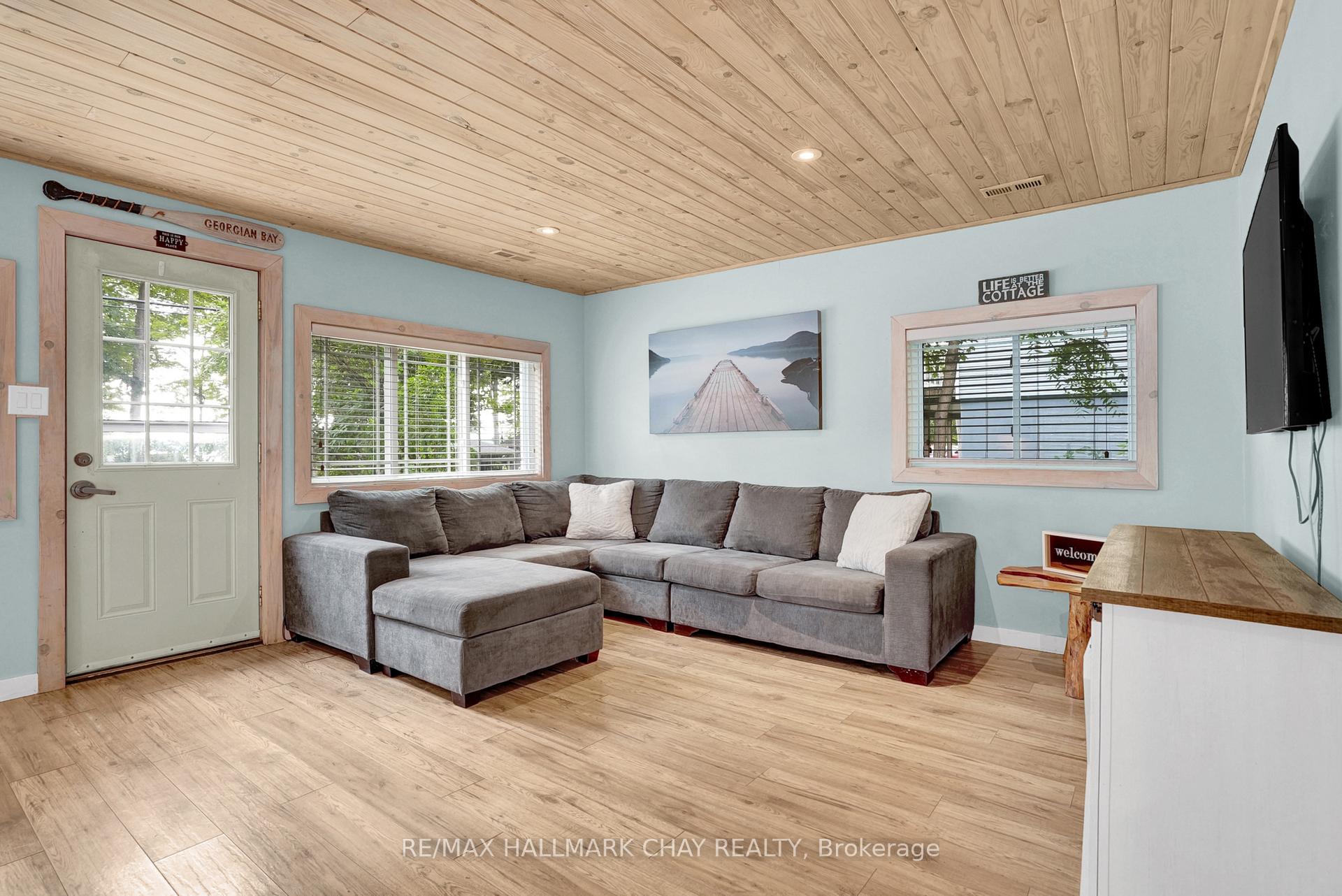 Photo 12 of 375 Robins Point Road, Tay, Victoria Harbour — HOMEH