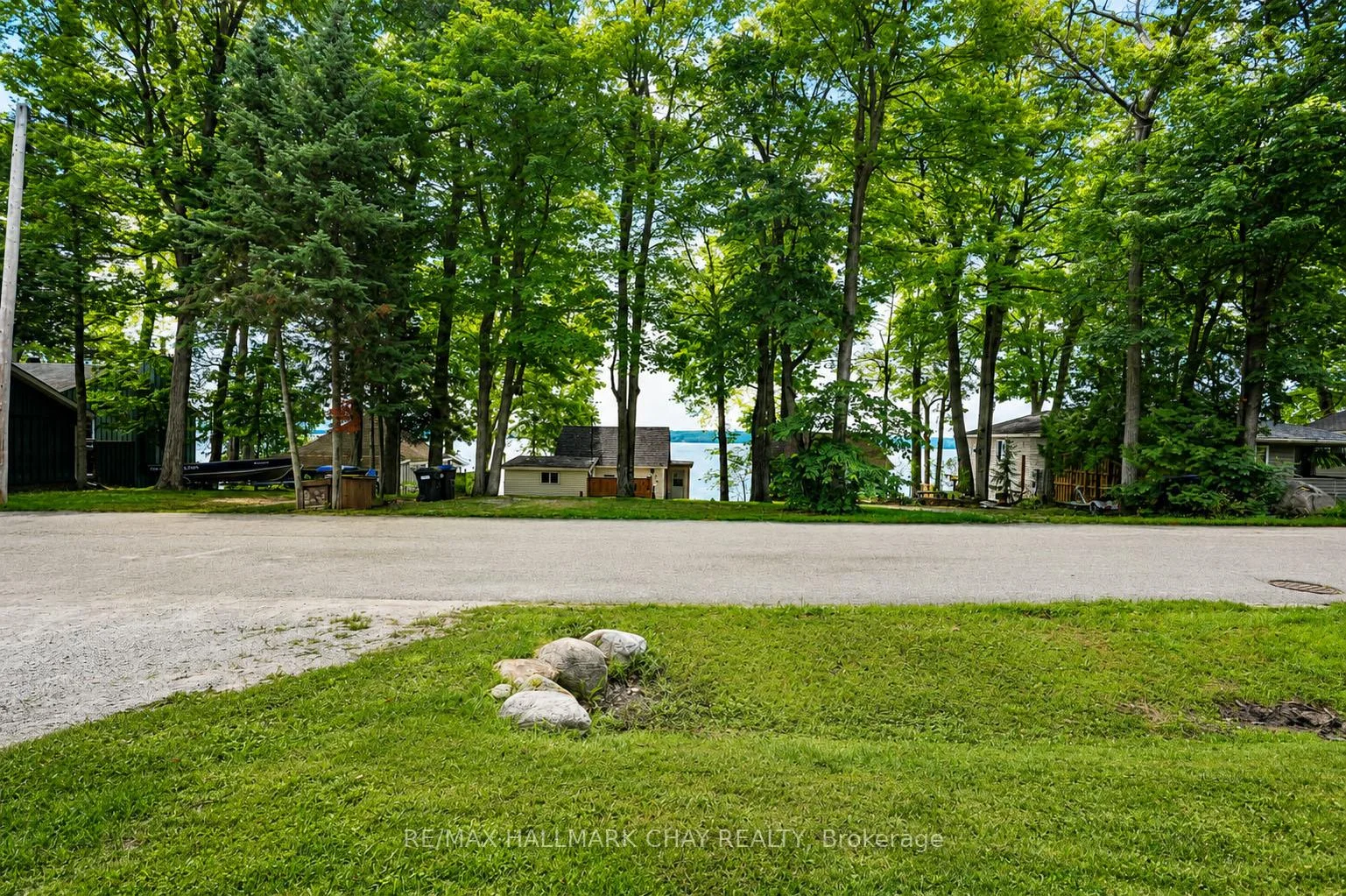 Photo 4 of 375 Robins Point Road, Tay, Victoria Harbour — HOMEH
