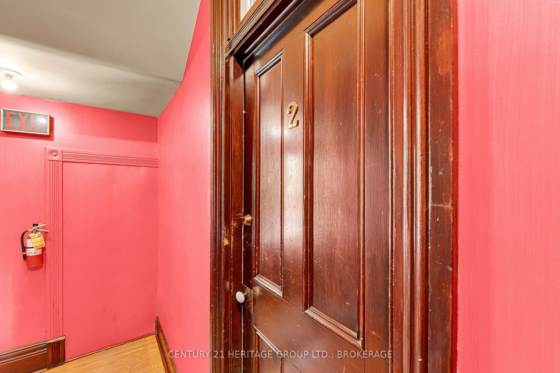 Photo 21 of 25 Colborne Street, Kingston, East of Sir John A. Blvd — HOMEH