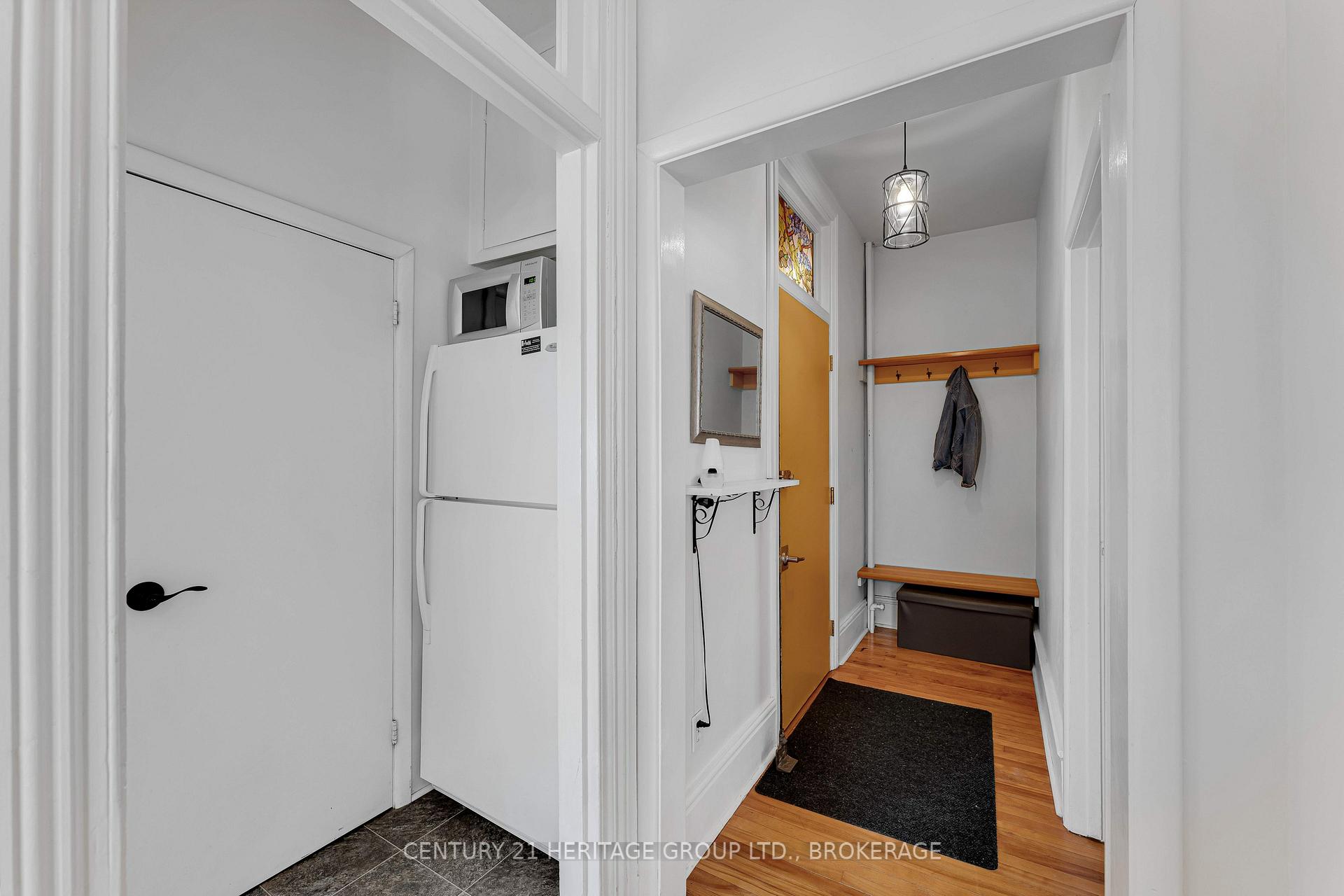Photo 34 of 25 Colborne Street, Kingston, East of Sir John A. Blvd — HOMEH
